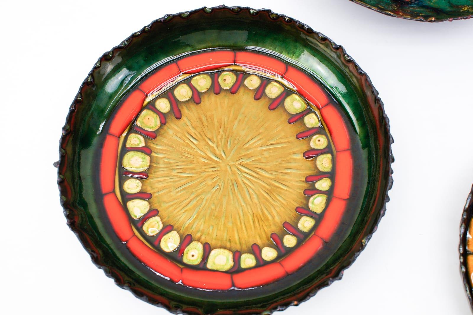 Mid-20th Century Set of Five Modernist Bowls in Copper with Beautiful Enamel Work by Studio Laura For Sale