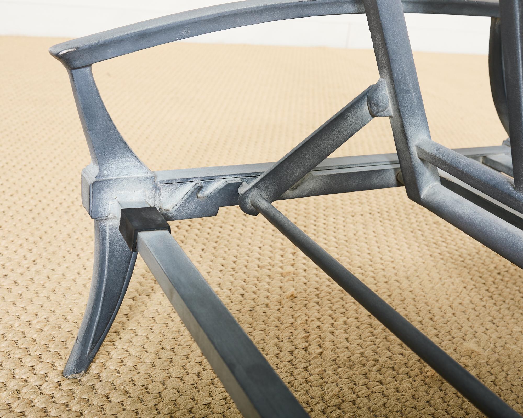 Ensemble de cinq fauteuils Klismos de style néoclassique Greco-Romain en vente 7