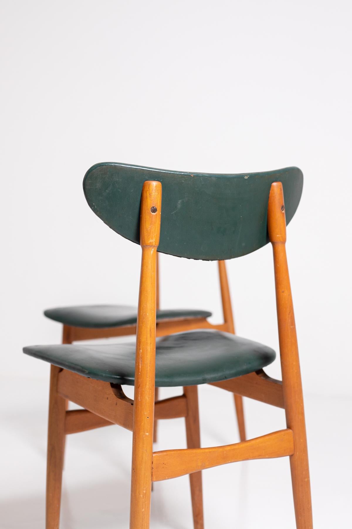 Set of Five Nordic Chairs in Green Leather and Wood, 1950s 6