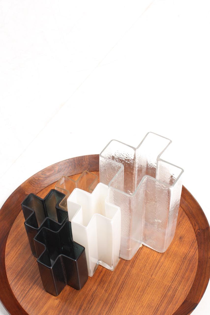 Verre Ensemble de cinq vases croix originaux en verre par Bodil Kjr, années 1960 en vente