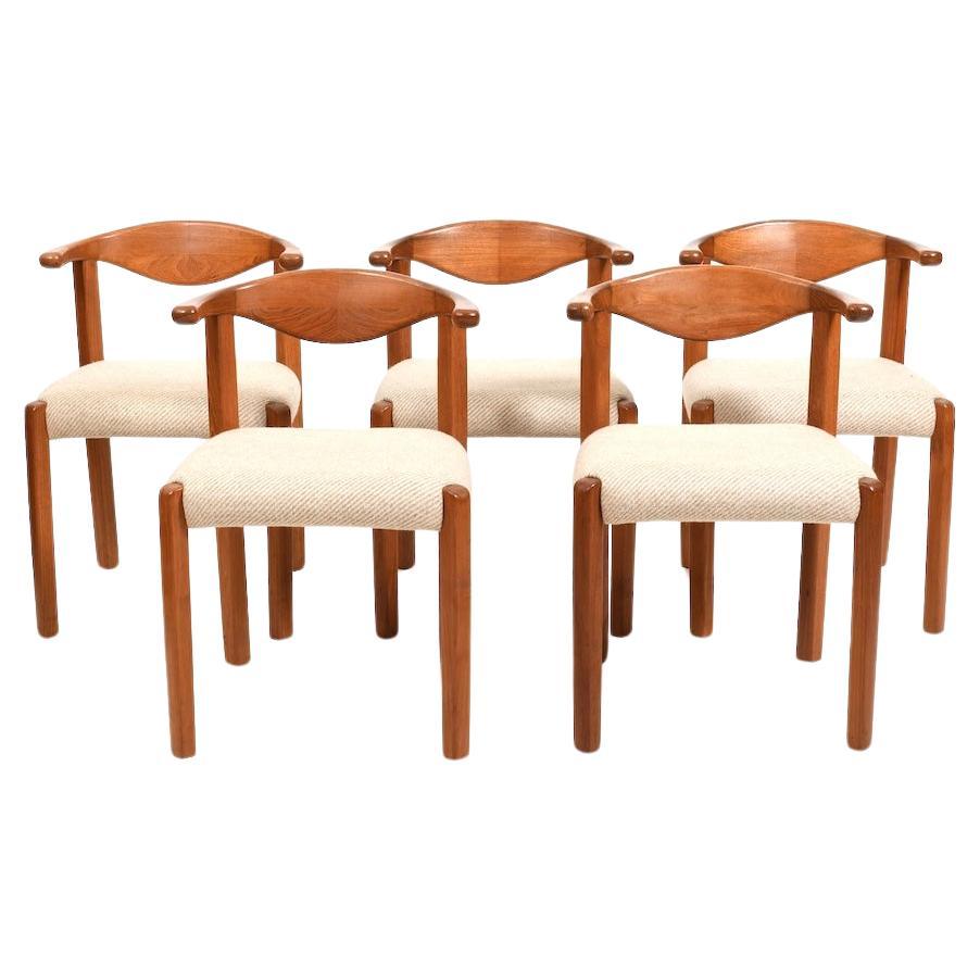 Set of Five solid Teak Cow Horn Chairs by Dyrlund Denmark For Sale