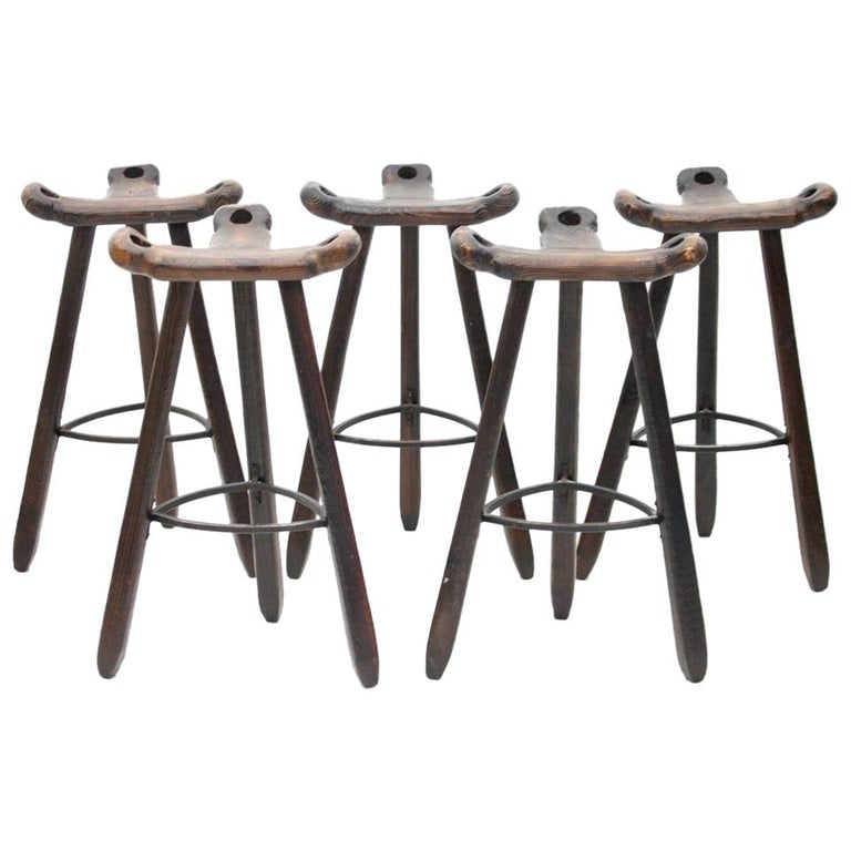 Set of Five Spanish Brutalist Bar Stools in Solid Wood, 1960s For Sale