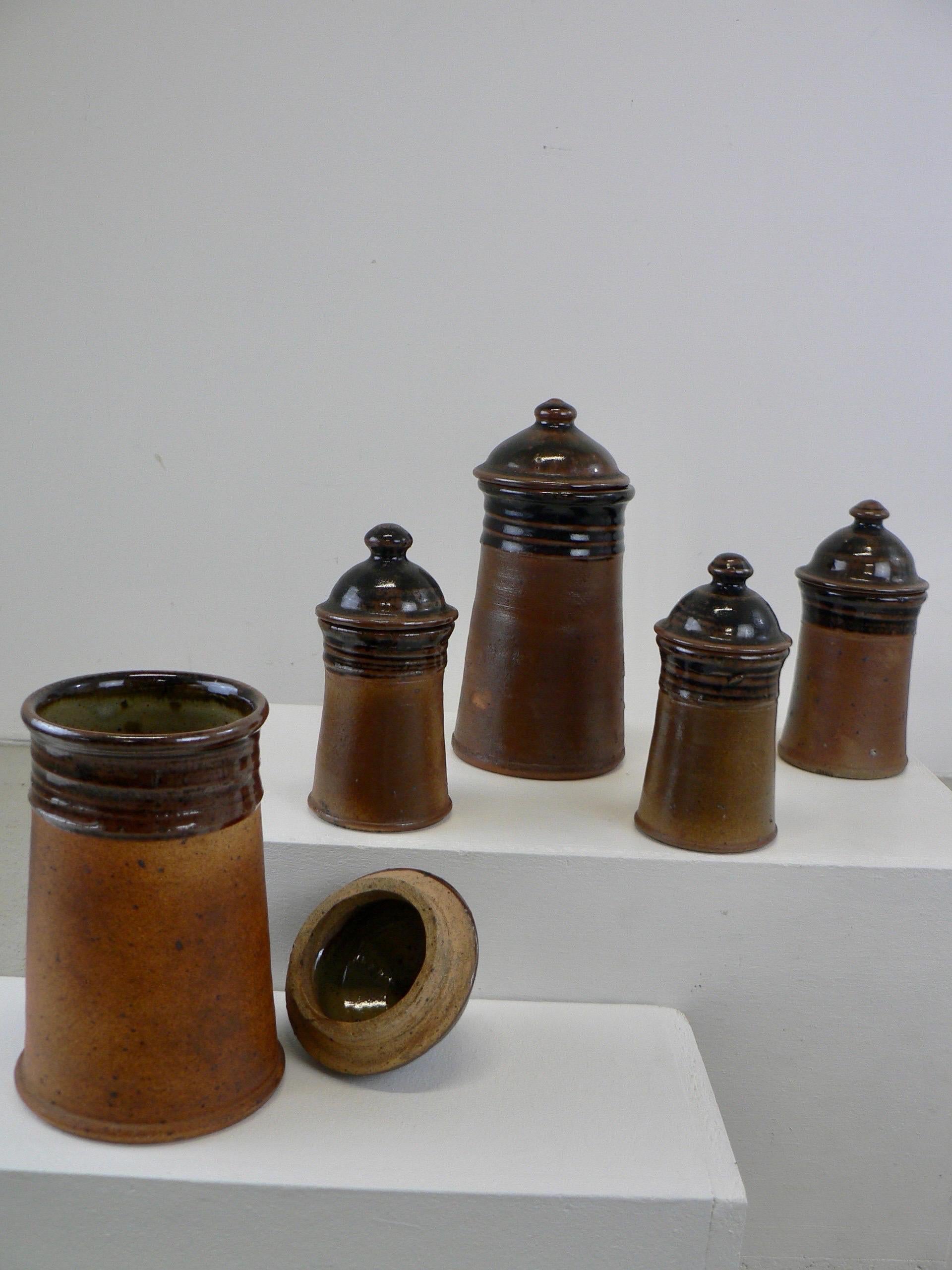 set of five spice jars Pierre Digan and Jeanette Stedman - La Borne - 1970 In Fair Condition For Sale In SOTTEVILLE-LÈS-ROUEN, FR