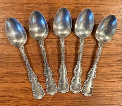 Set di cinque cucchiai demitasse in argento sterling