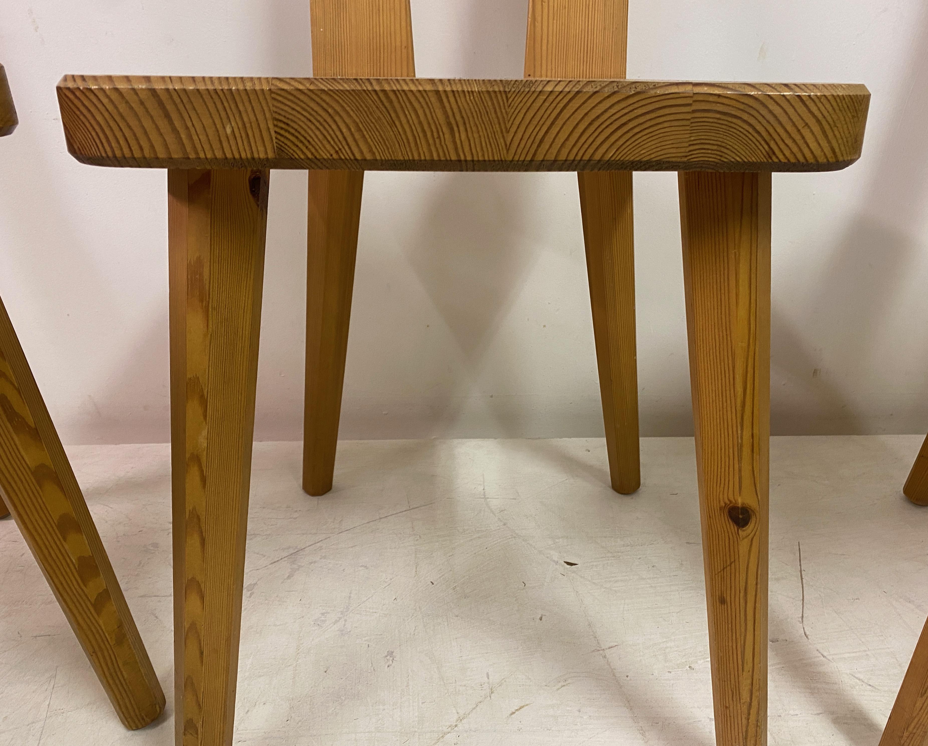 Set Of Five Swedish Dining Chairs In Pine For Sale 2