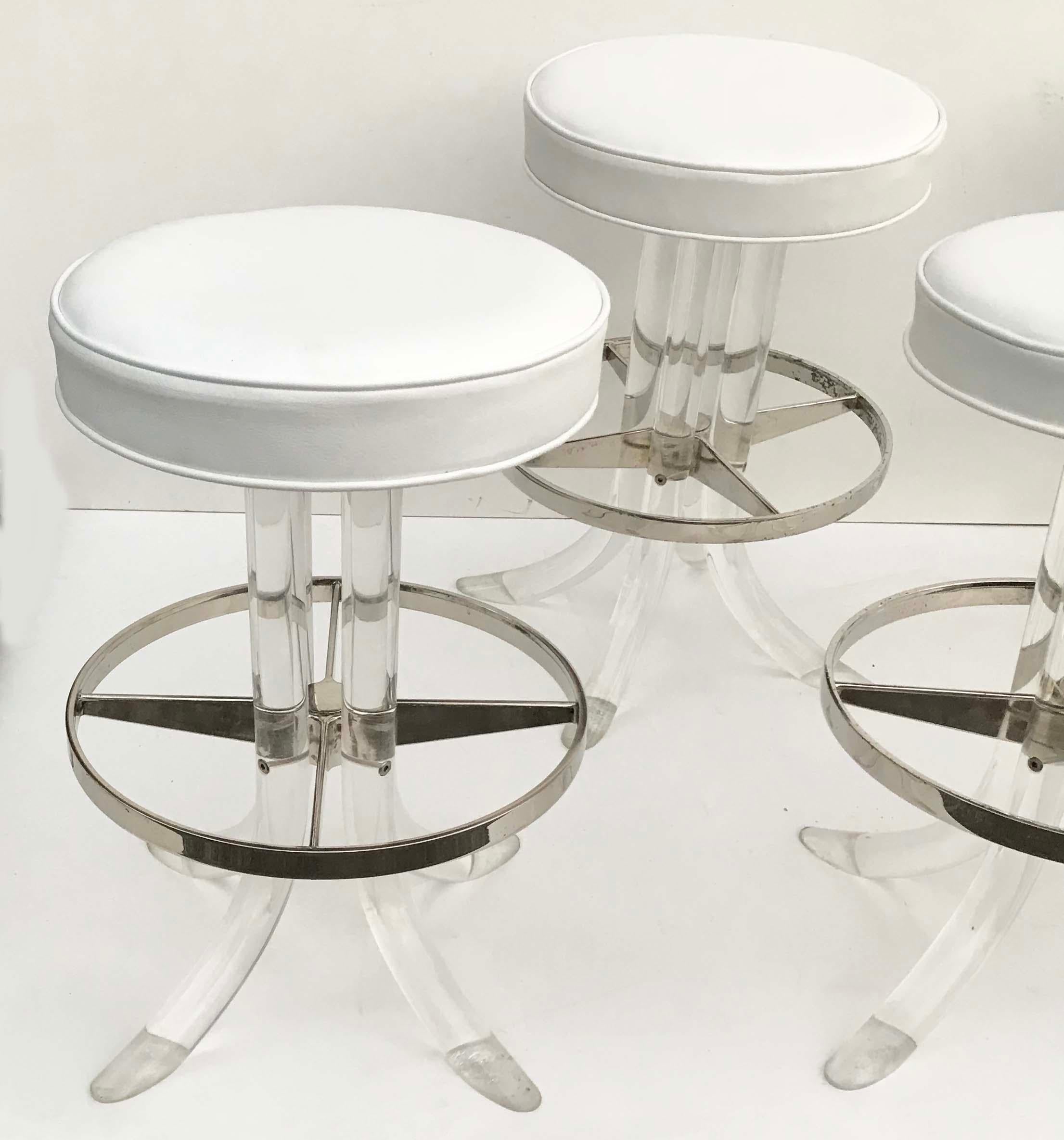 Superb set of 5  Swiveling Lucite barstools by Hill Manufacturing’s 
New seat white vinyl upholstery.


Base: 21