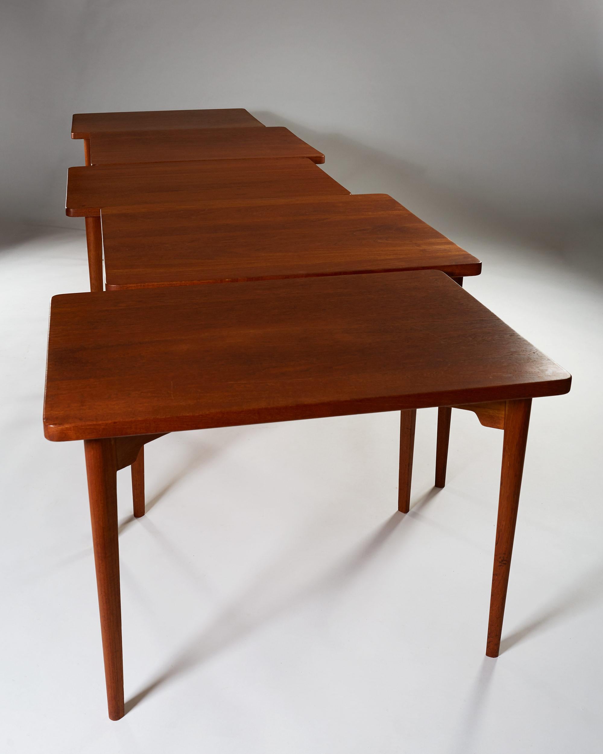 Set aus fünf Tischen, entworfen von Palle Suenson für J. C. A. Jensen, Dänemark, 1930 (Skandinavische Moderne) im Angebot