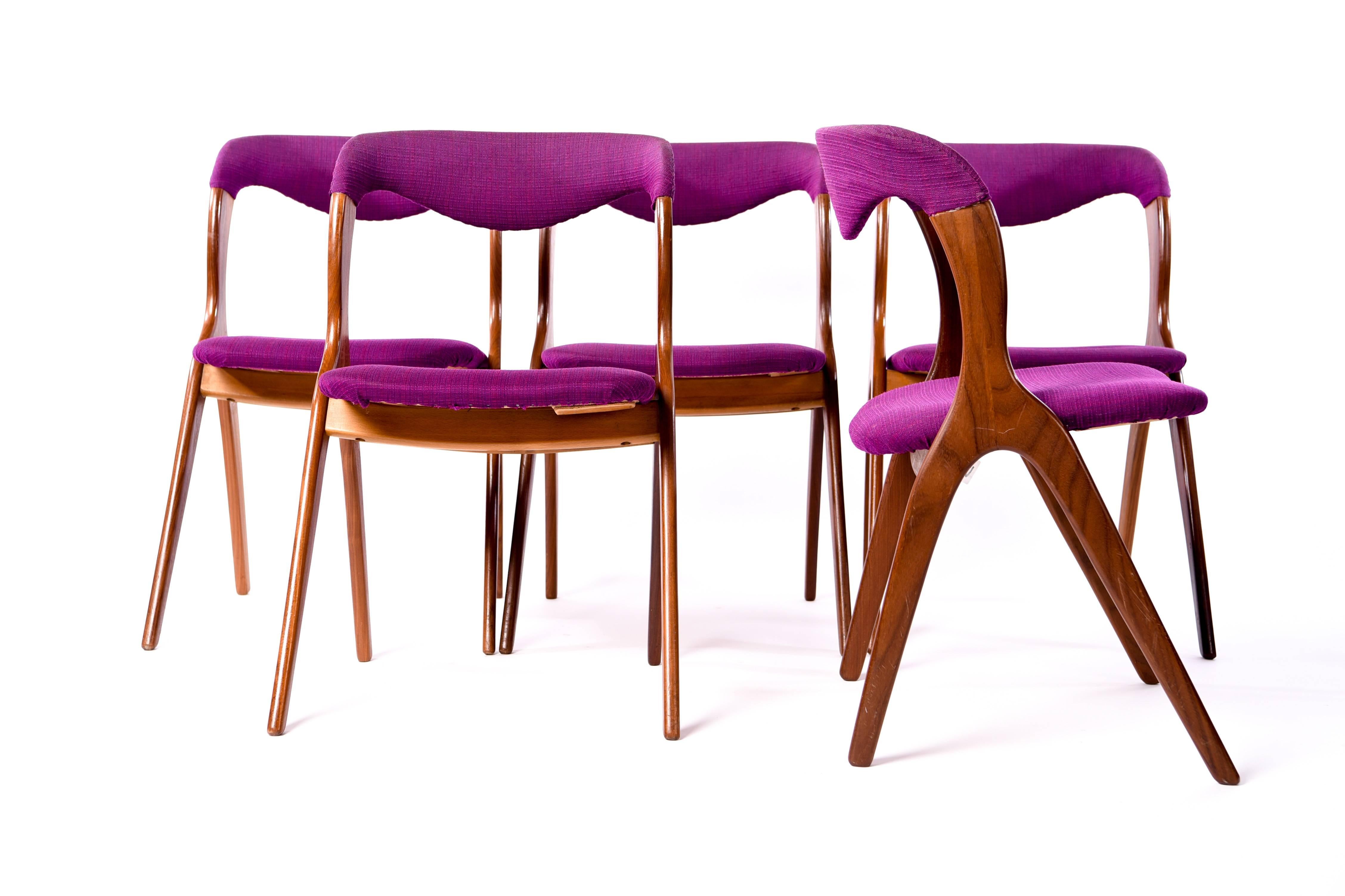 Mid-Century Modern Set of Five Teak Side Chairs Attributed to Johannes Andersen