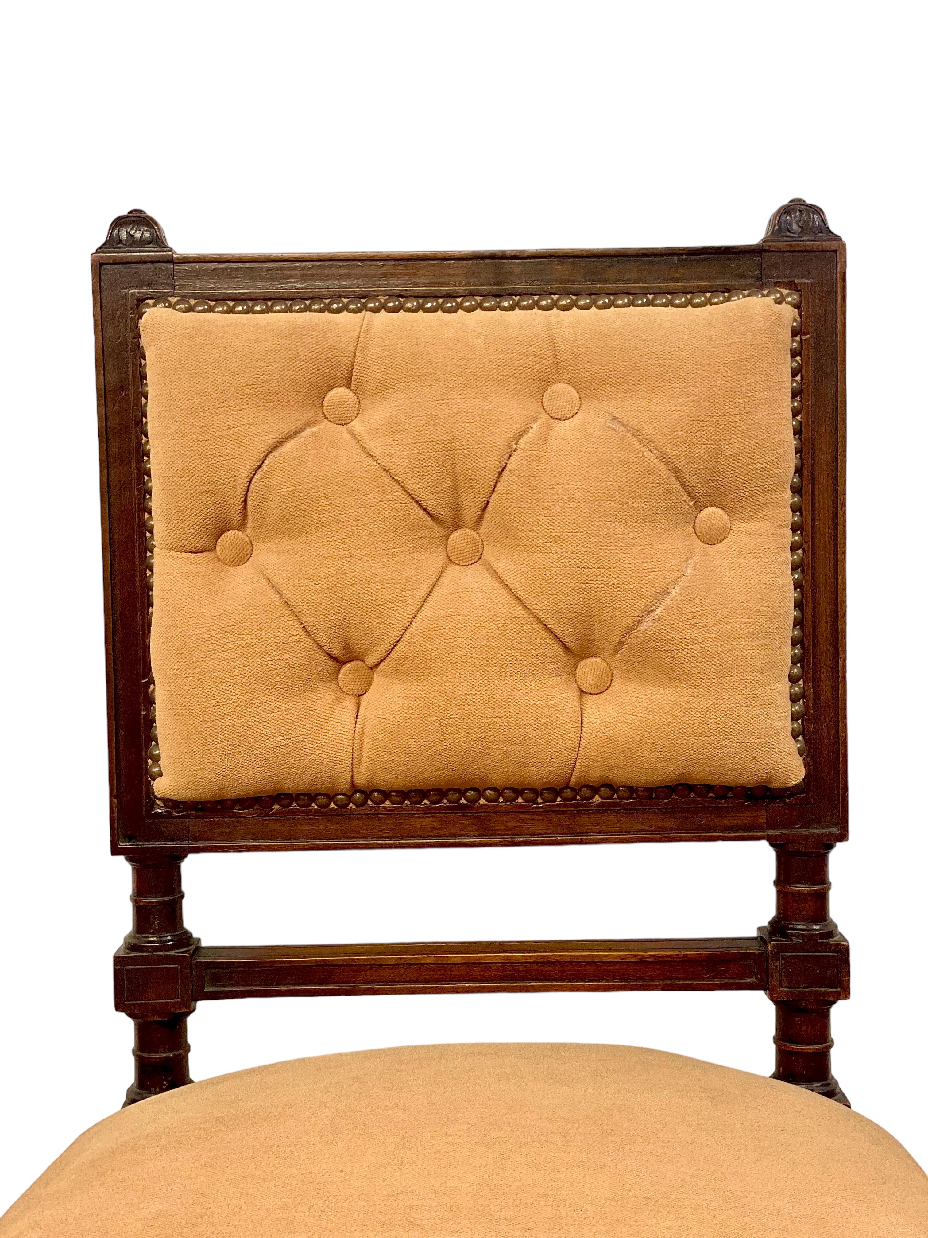 Satz von fünf gepolsterten Esszimmerstühlen im Louis-XIII-Stil, 19. Jahrhundert (Französisch) im Angebot