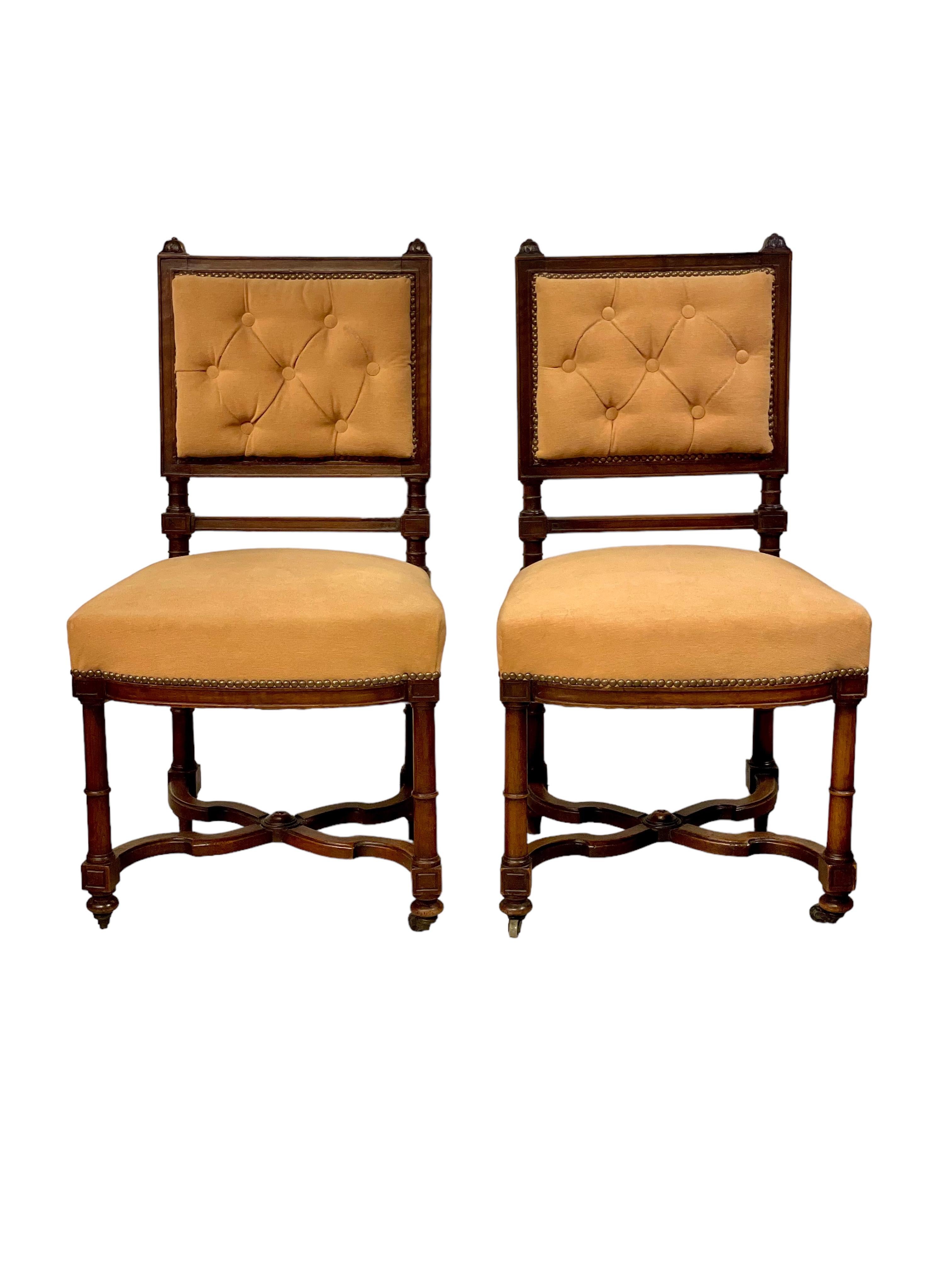 Walnut Set of Five Upholstered Louis XIII style Dining Chairs, 19th Century For Sale