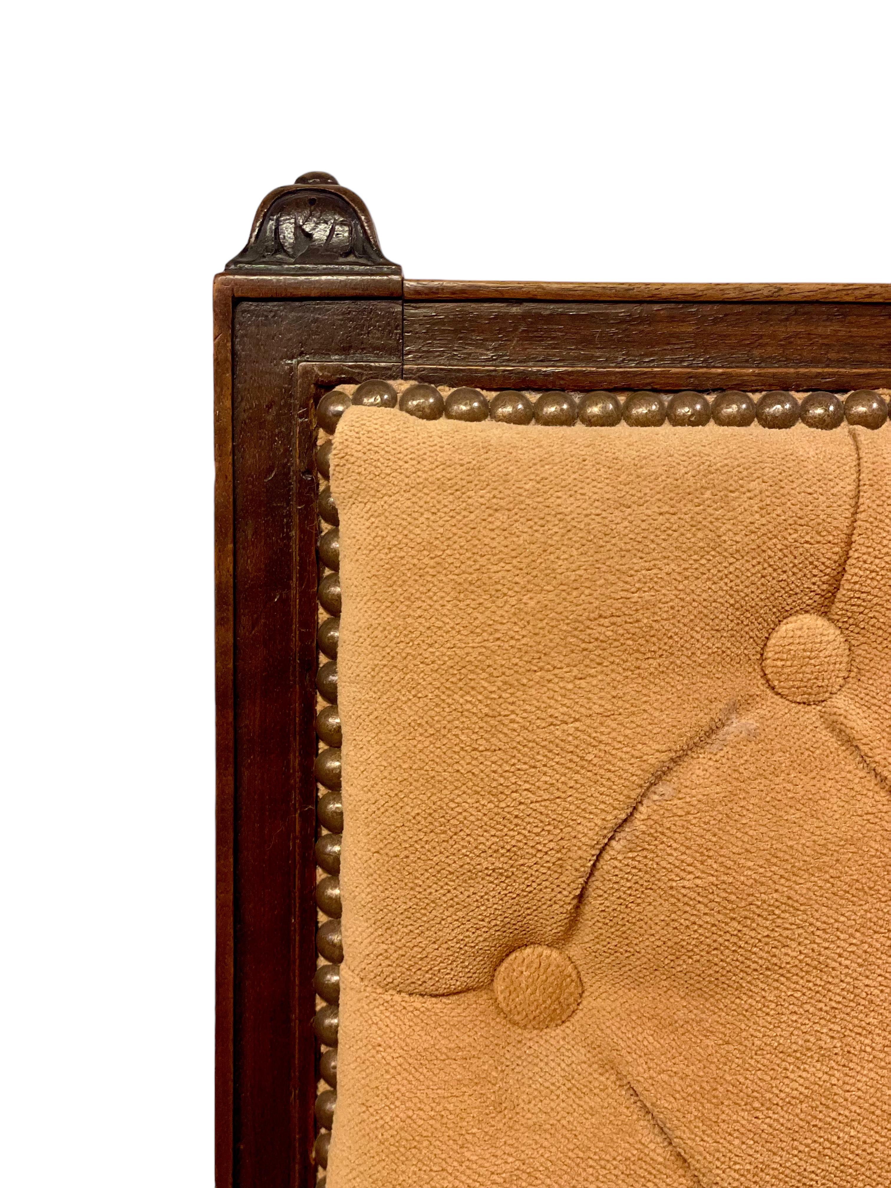 Satz von fünf gepolsterten Esszimmerstühlen im Louis-XIII-Stil, 19. Jahrhundert im Angebot 2