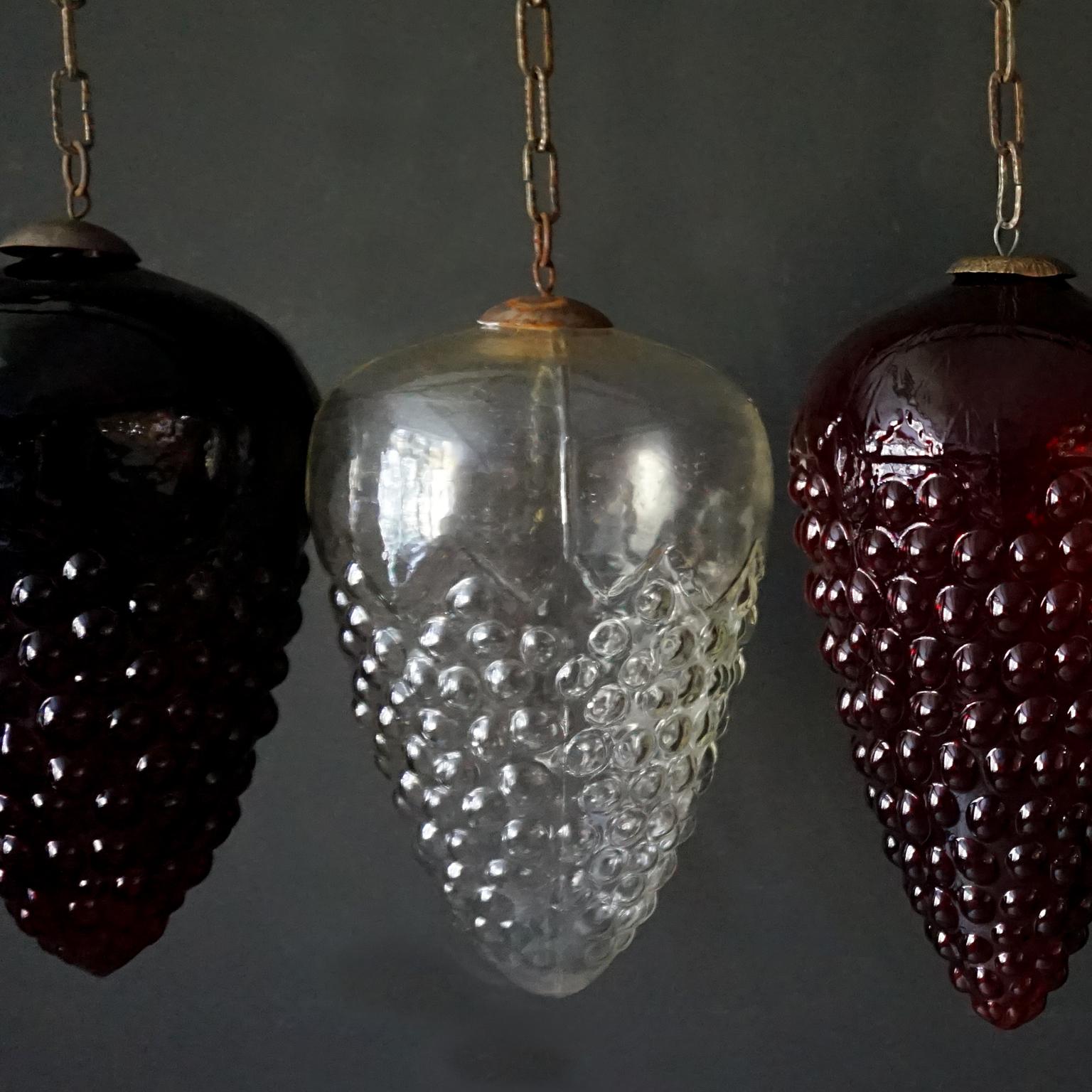 Set von fünf sehr großen roten und klaren Glas Traubenkugel-Weihnachtsornamenten aus Glas im Angebot 8