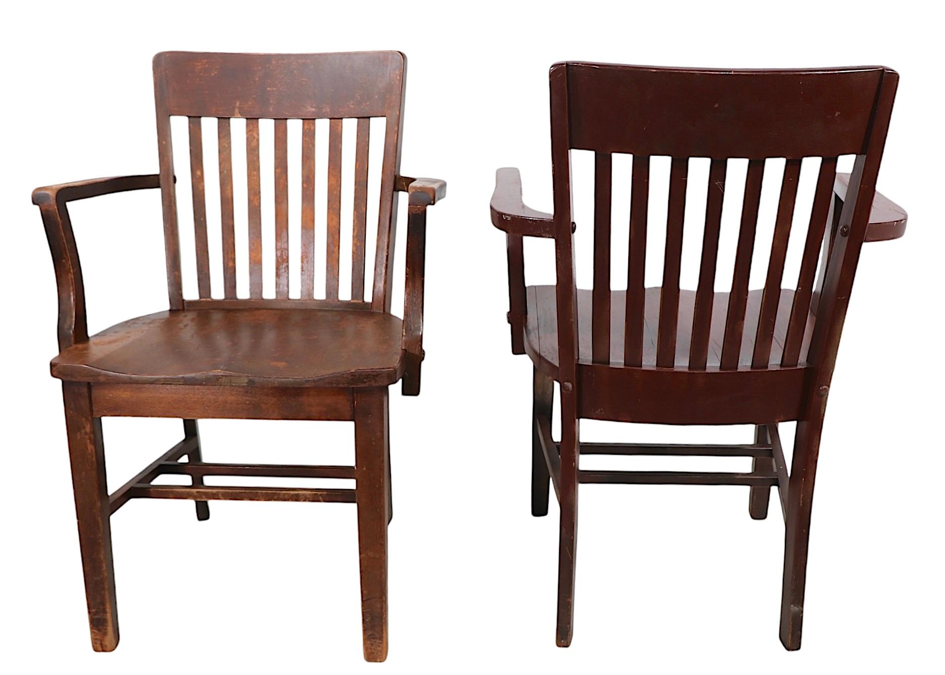 Ensemble de cinq chaises de salle à manger industrielles anciennes de Murphy Chair Co. 8