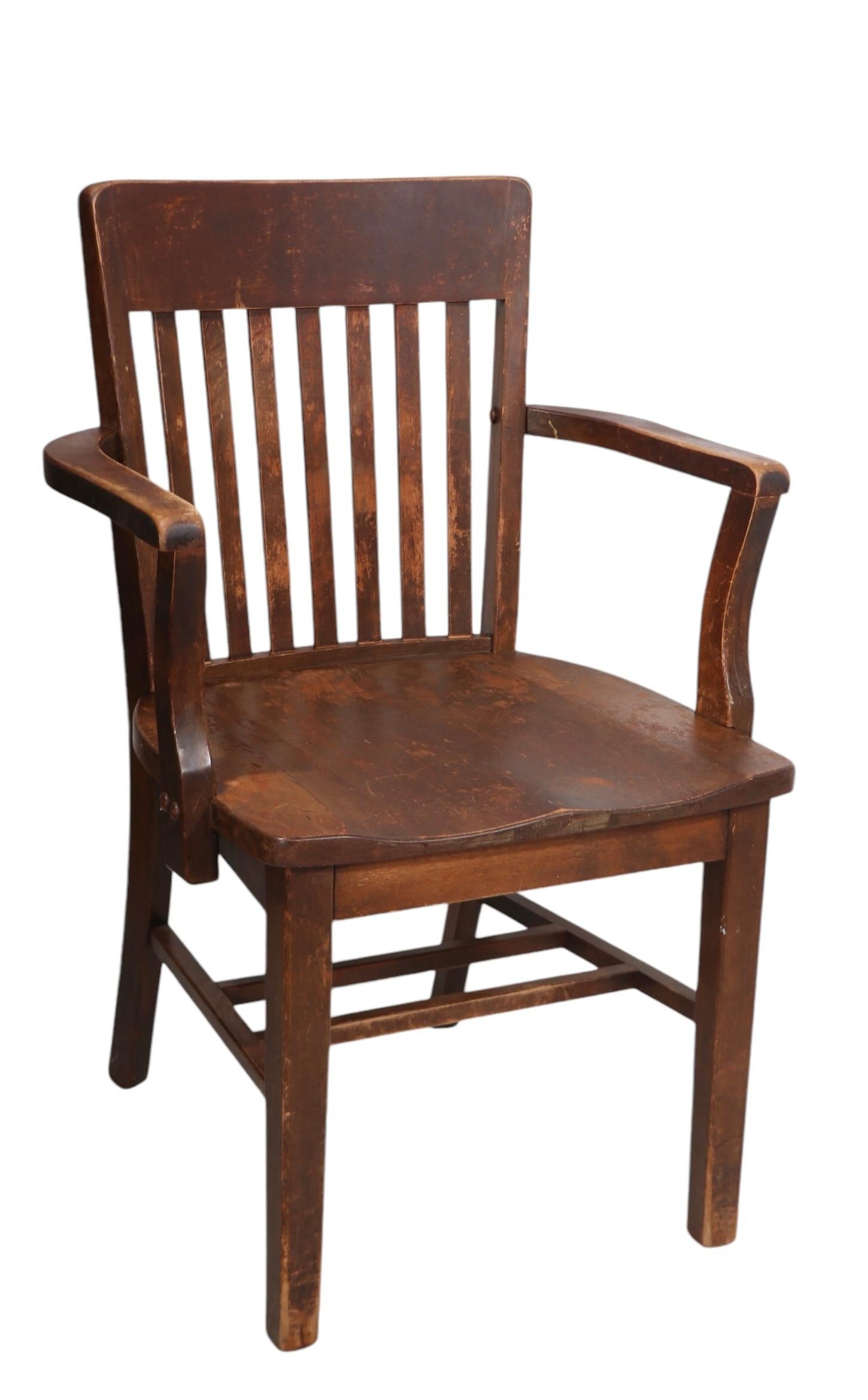 Ensemble de cinq chaises de salle à manger industrielles anciennes de Murphy Chair Co. 12