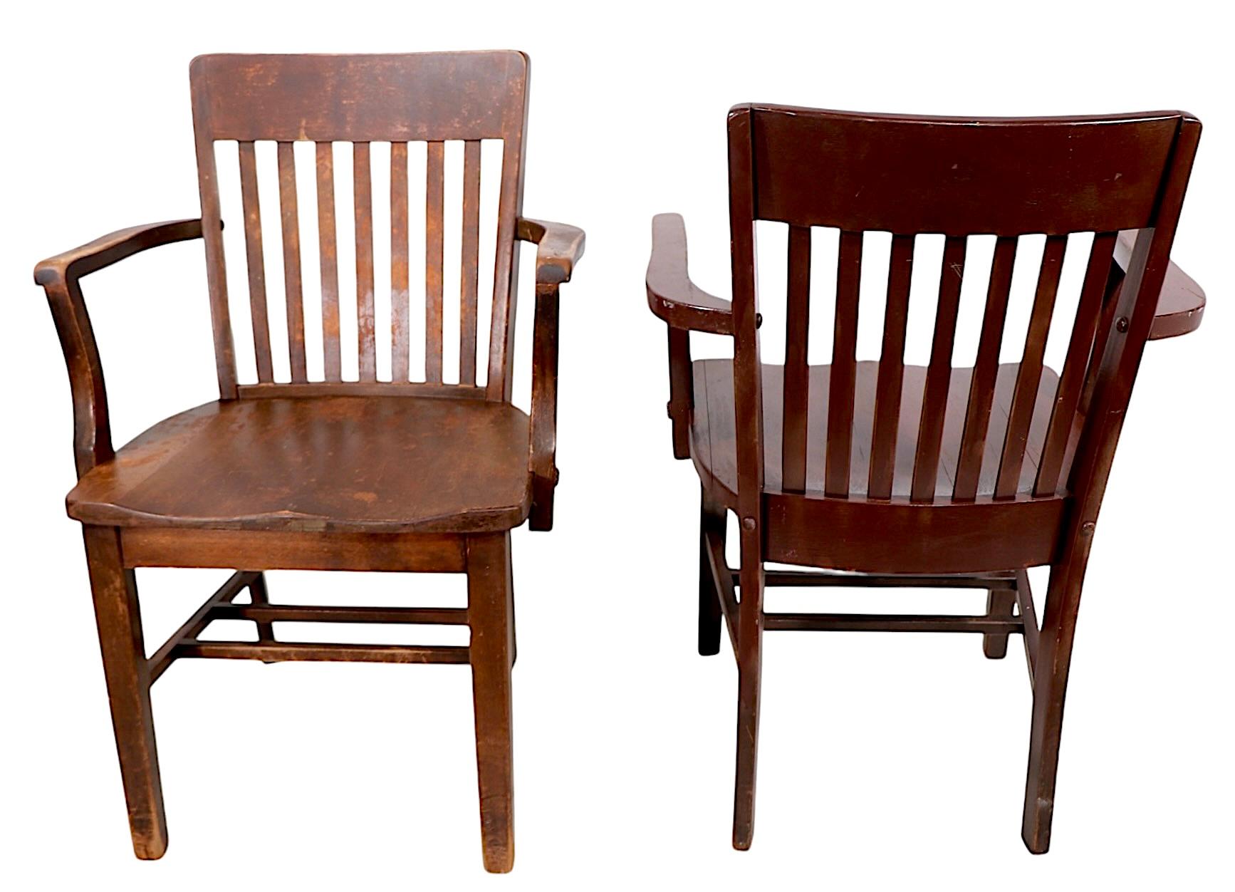 Ensemble de cinq chaises de salle à manger industrielles anciennes de Murphy Chair Co. 2