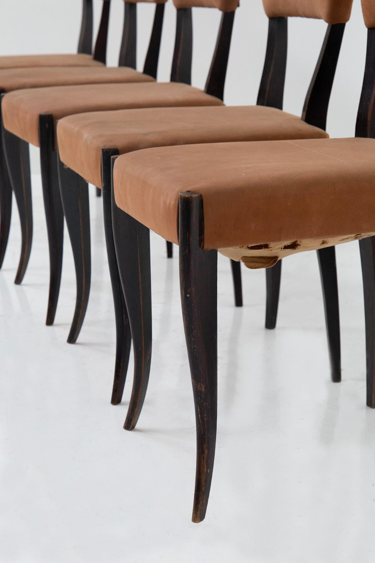 Set of five vintage Italian chairs in original orange velvet fabric For Sale 2