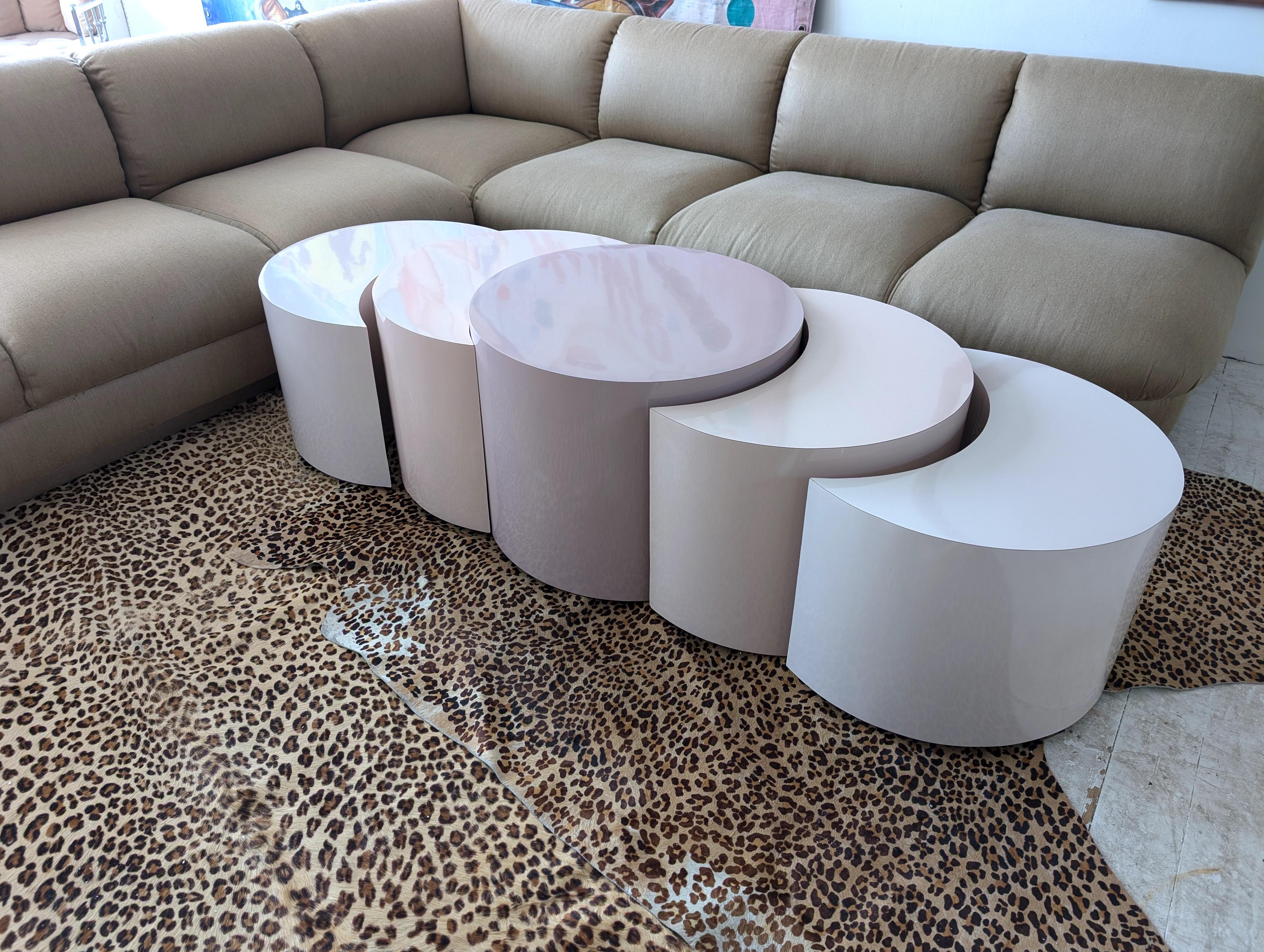 Set von fünf modularen Vintage-Couchtischen aus rosa Laminat im Postmodern-Stil, USA, 1980er Jahre im Angebot 6