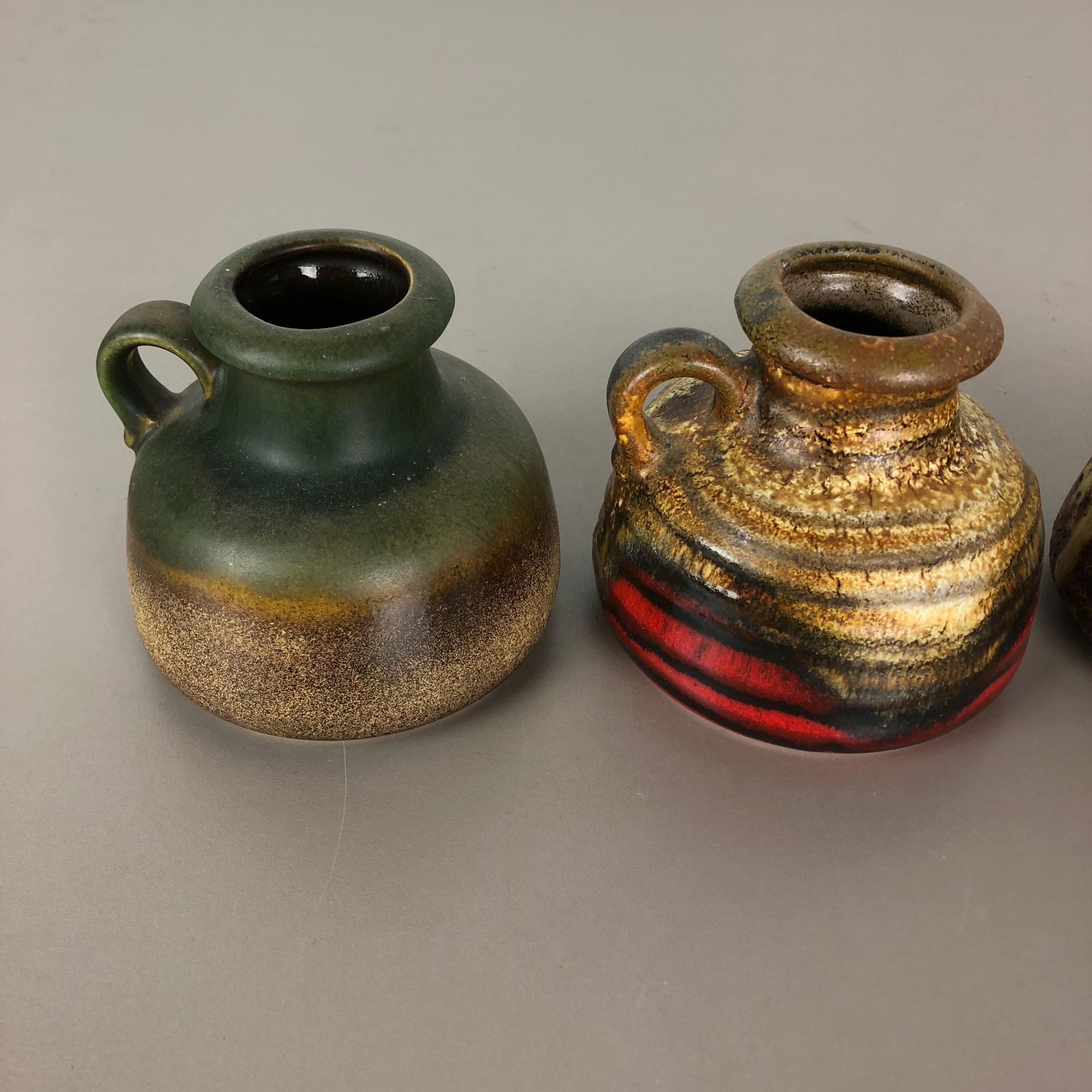 Set von fünf Vintage-Vasen aus Keramik Fat Lava „493-10“ von Scheurich, Deutschland im Zustand „Gut“ im Angebot in Kirchlengern, DE