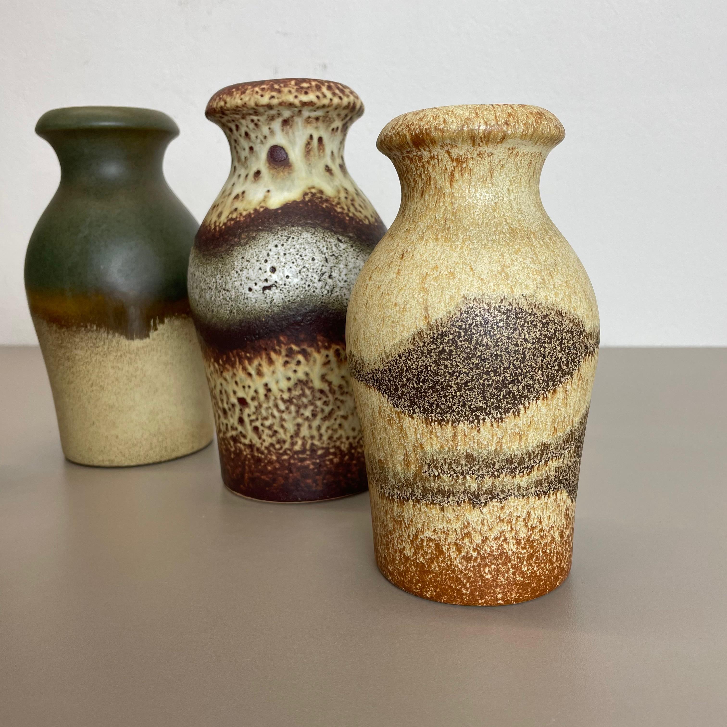 Set von fünf flachen Lava-Vasen aus Keramik, hergestellt von Scheurich, Deutschland, 1970er Jahre im Angebot 7