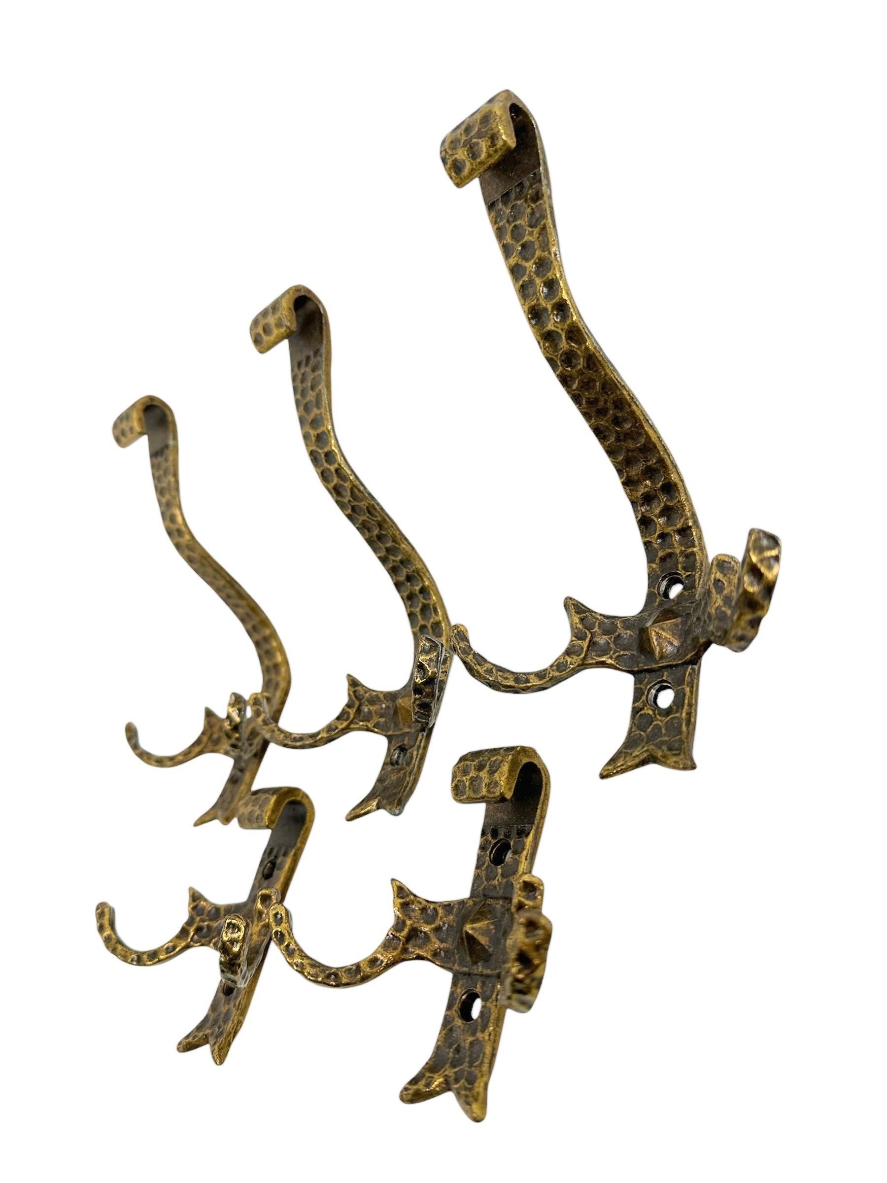 Set of Five Wall Coat Hooks, Brutalist, Mid-Century Modern, 1960s In Good Condition For Sale In Nuernberg, DE