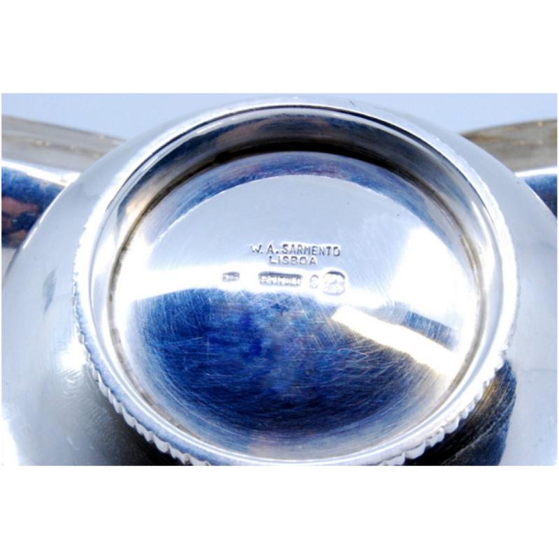 Set of five washbasins in smooth silver with beaded bases In Good Condition For Sale In Porto, PT