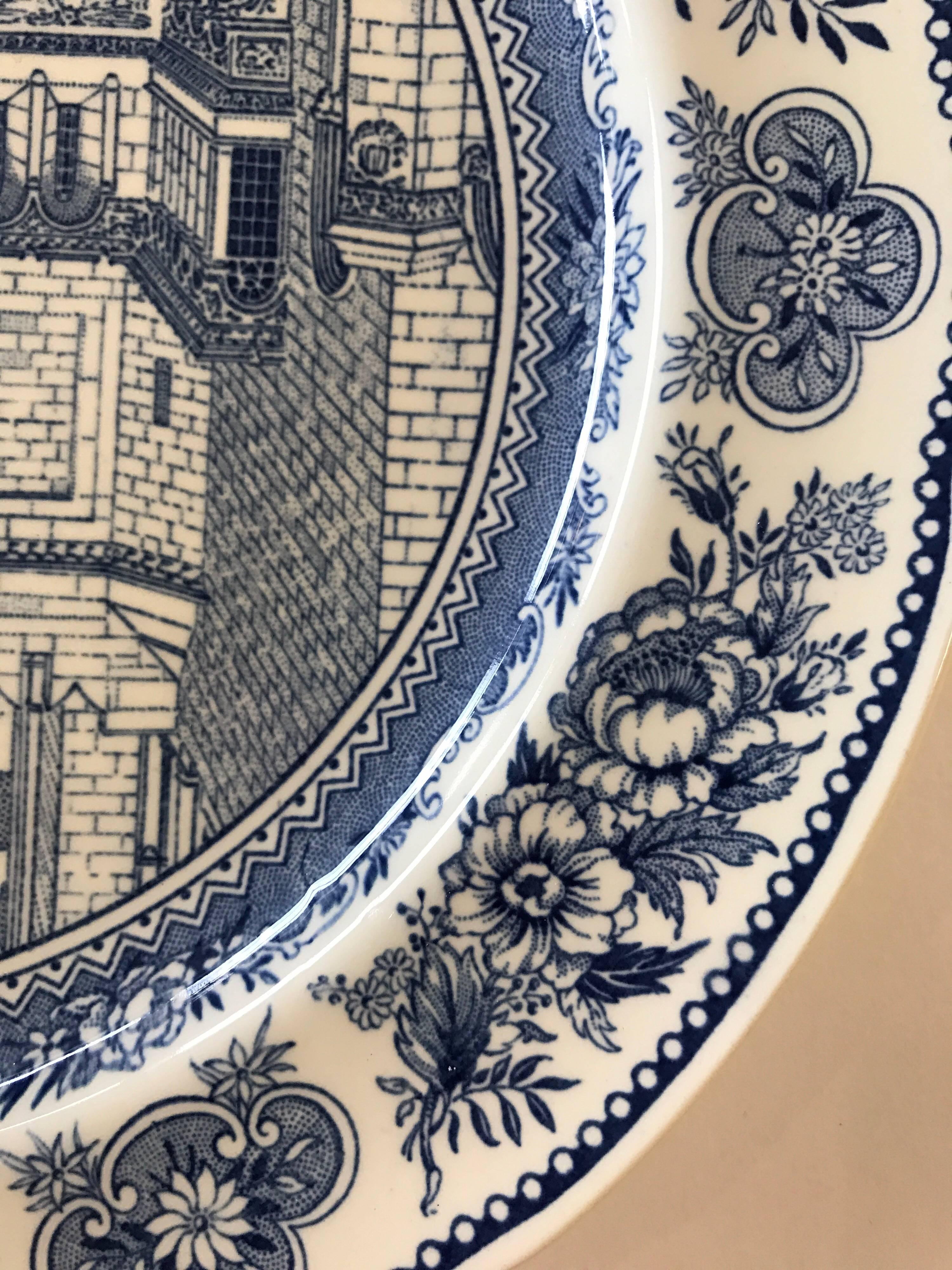 Porcelain Set of Five Wedgwood Blue and White Yale University Plates