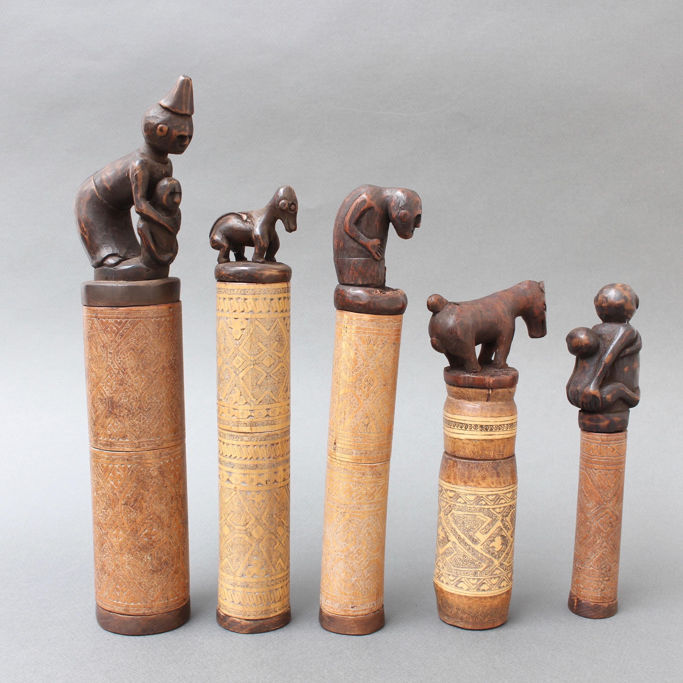 Set of Five Wood and Bamboo Lime Powder Holders for Betel Nut from W. Timor In Good Condition In London, GB