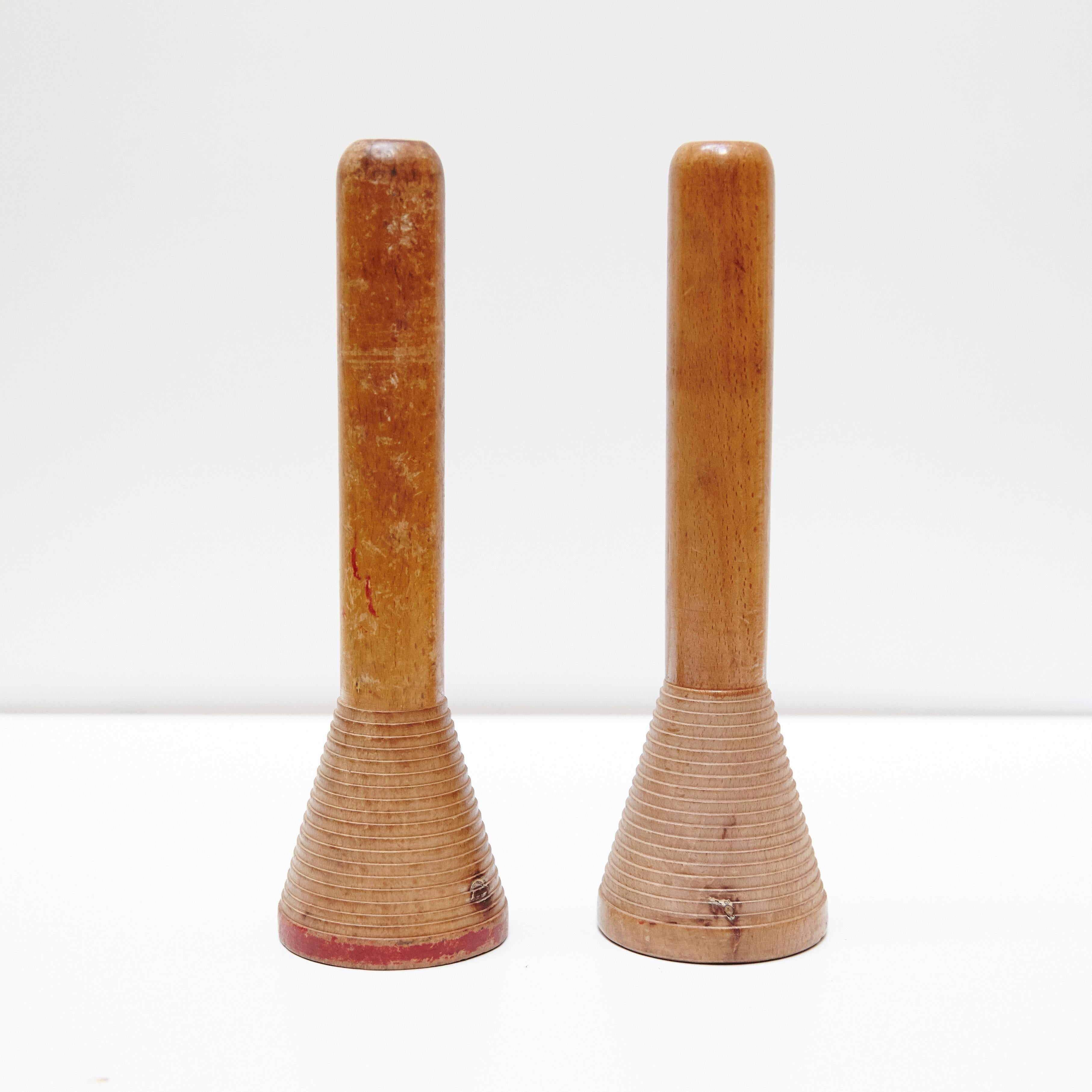 Ensemble de cinq sculptures en bois, vers 1950 Bon état - En vente à Barcelona, ES