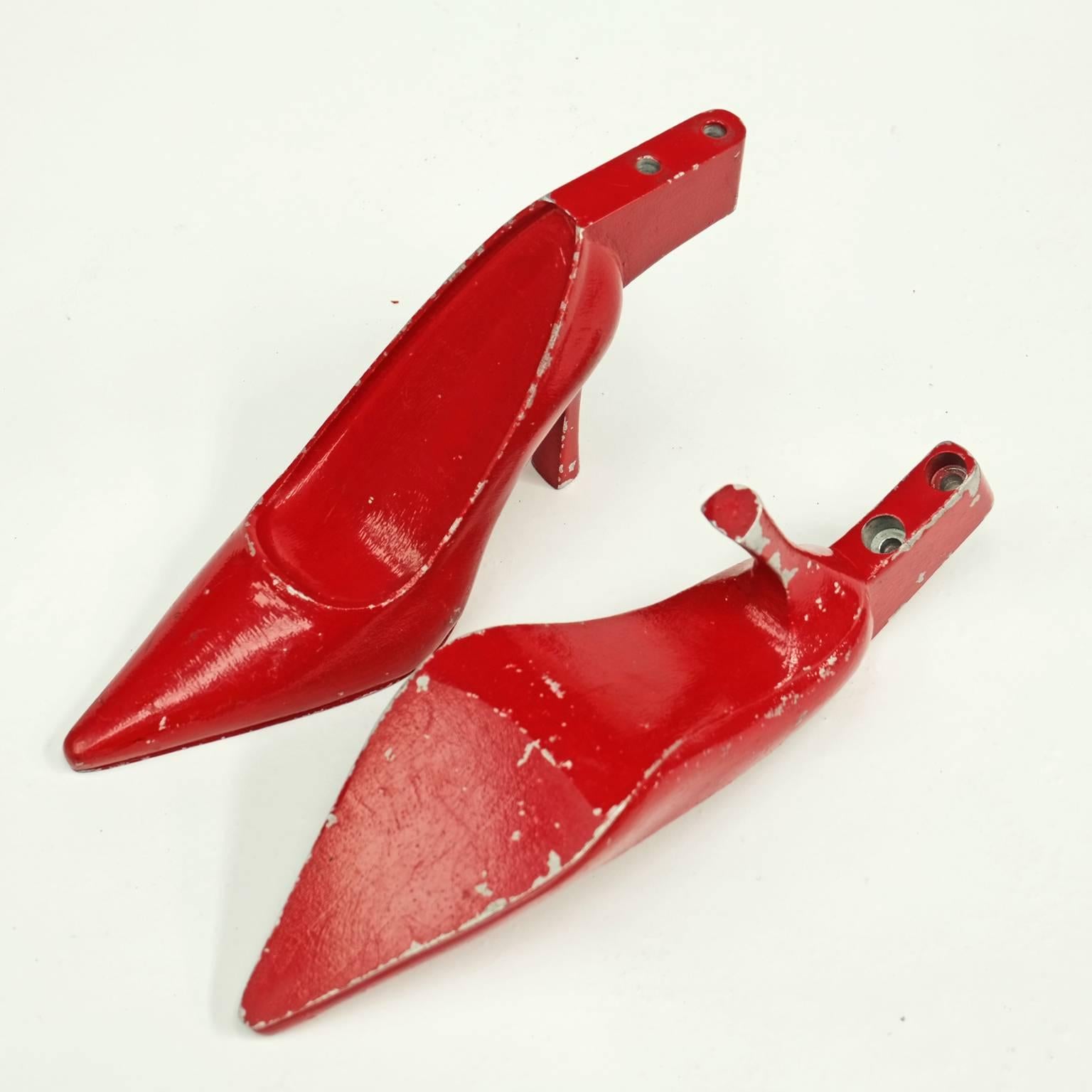 British Set of Five x 1950s Red Metal High Heel Stiletto Shoe Display Pop Art For Sale