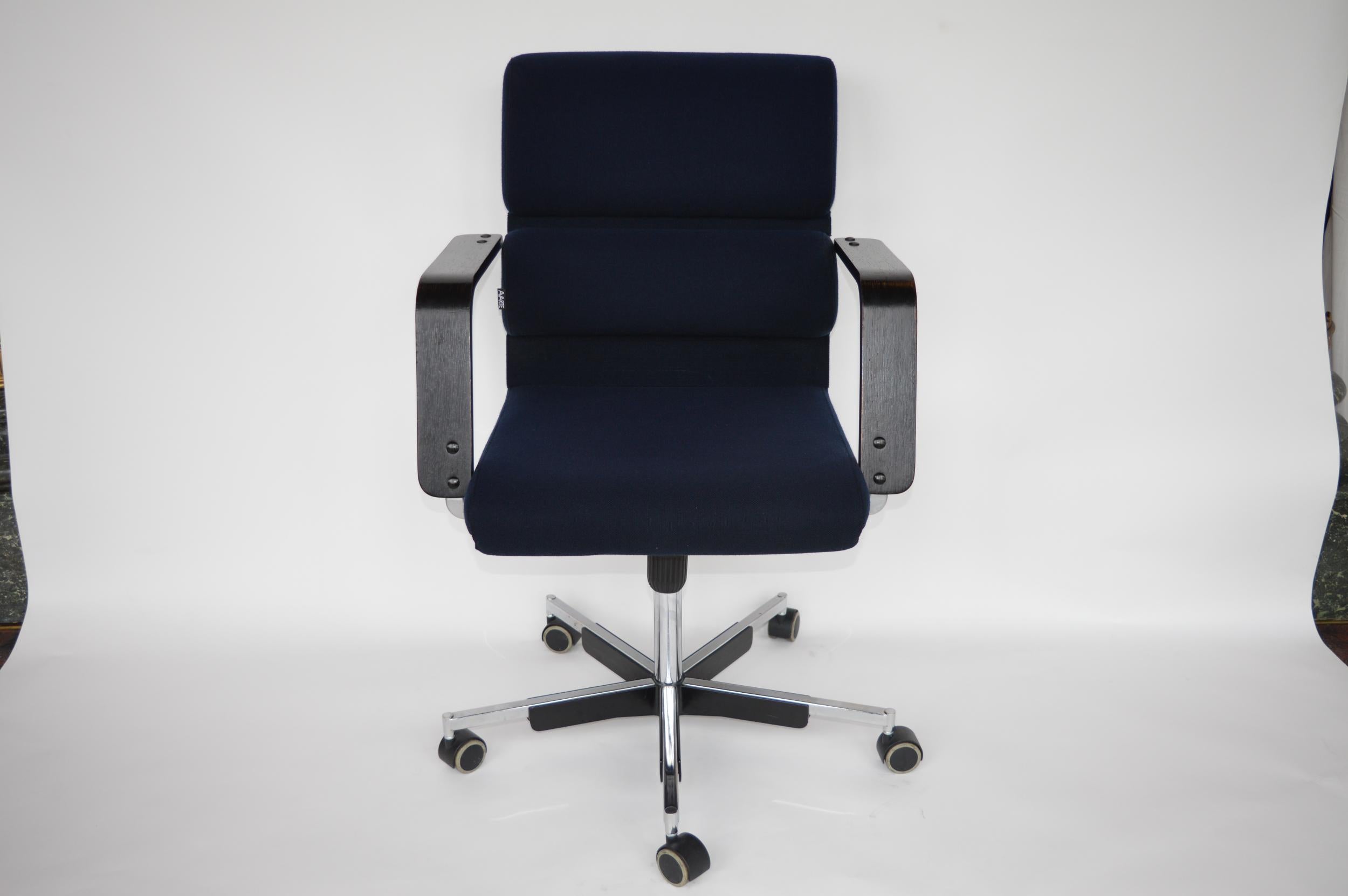 Contemporary Set of Five Yrjo Kukkapuro for Avarte Office Chairs