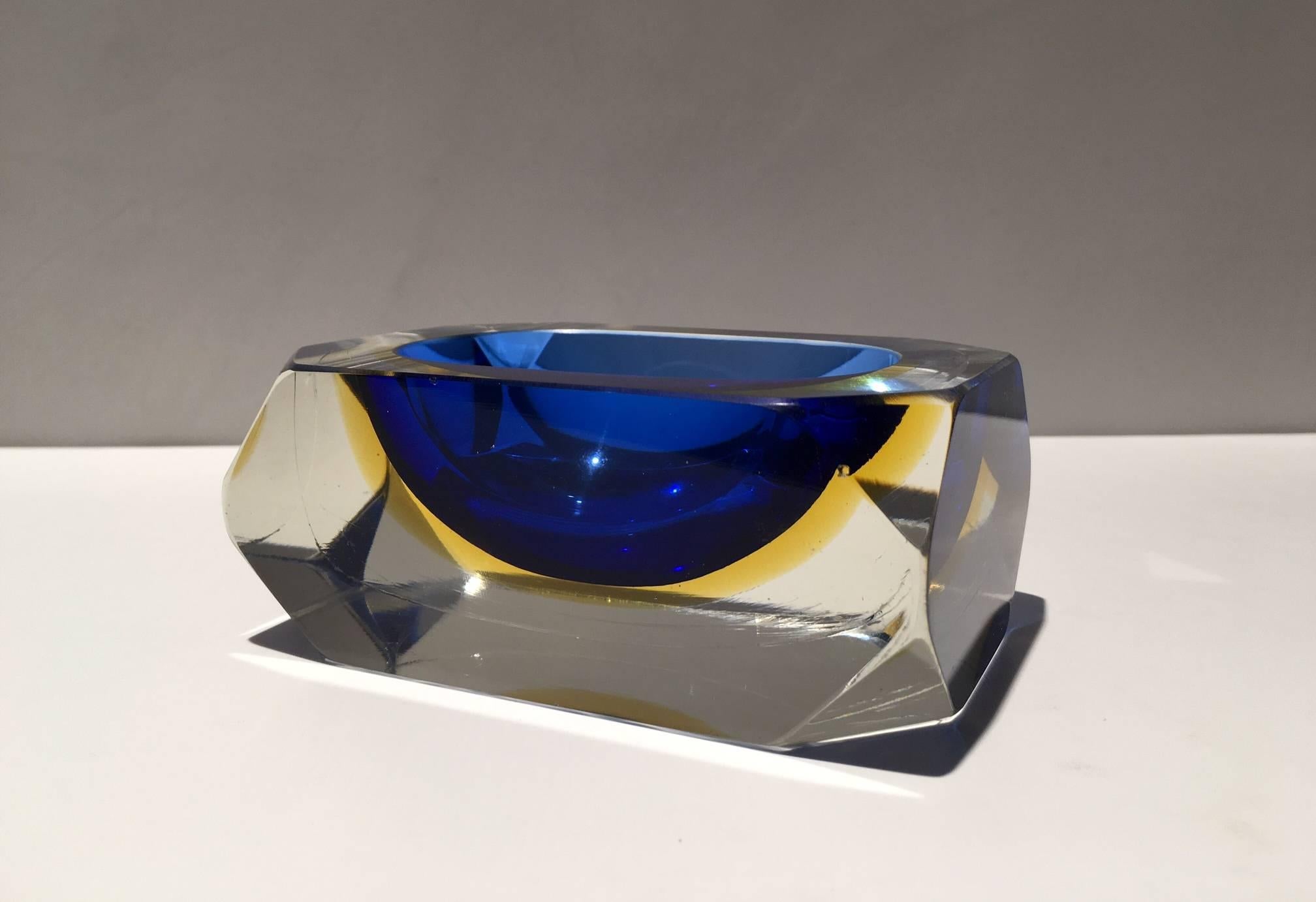Set of Flavio Poli Murano Glass Centerpieces, Vase, Ashtray and Small Dish 2