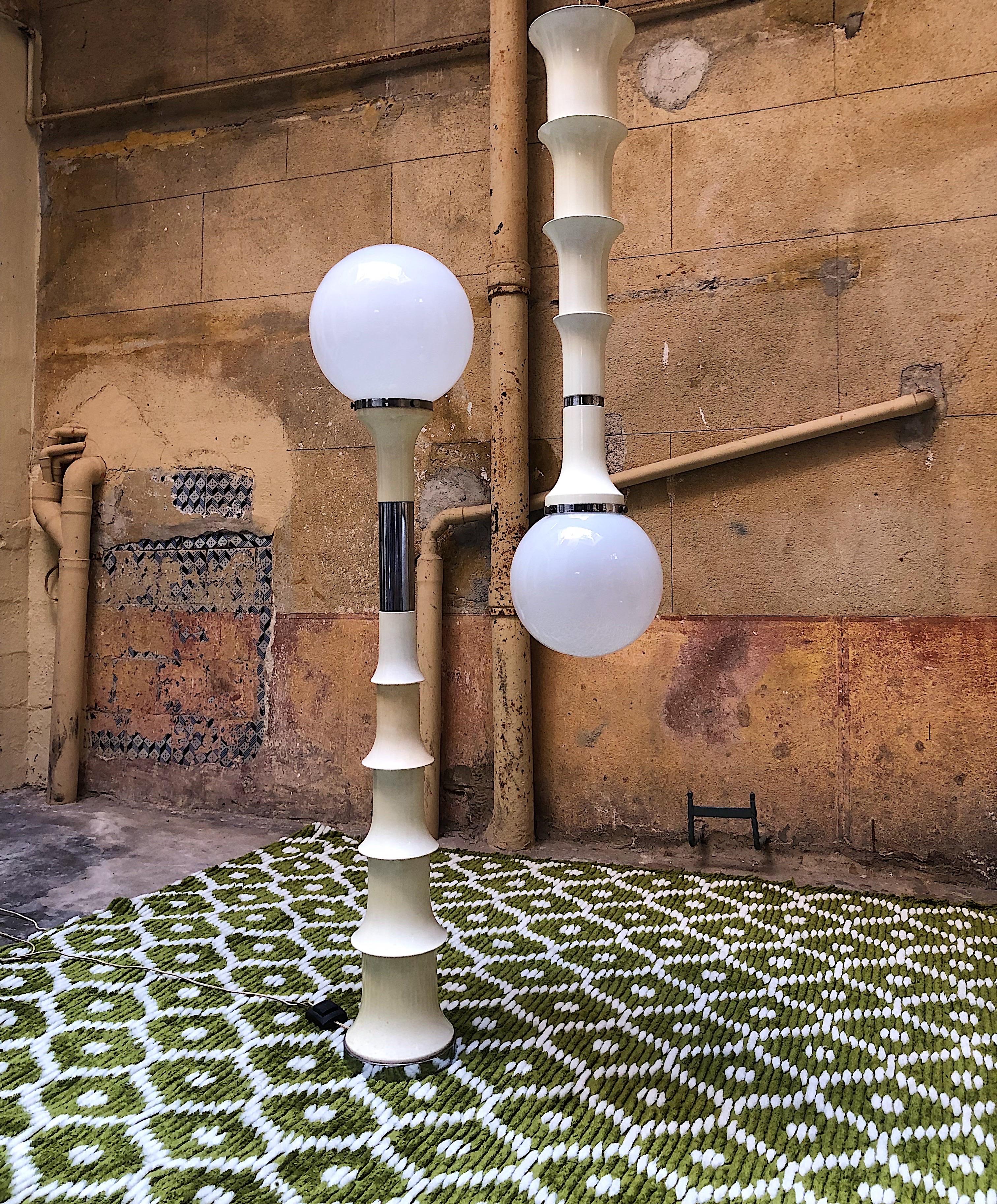 Mid-Century Modern Set of floor and ceiling light designed by Enrico Tronconi for vistosi For Sale