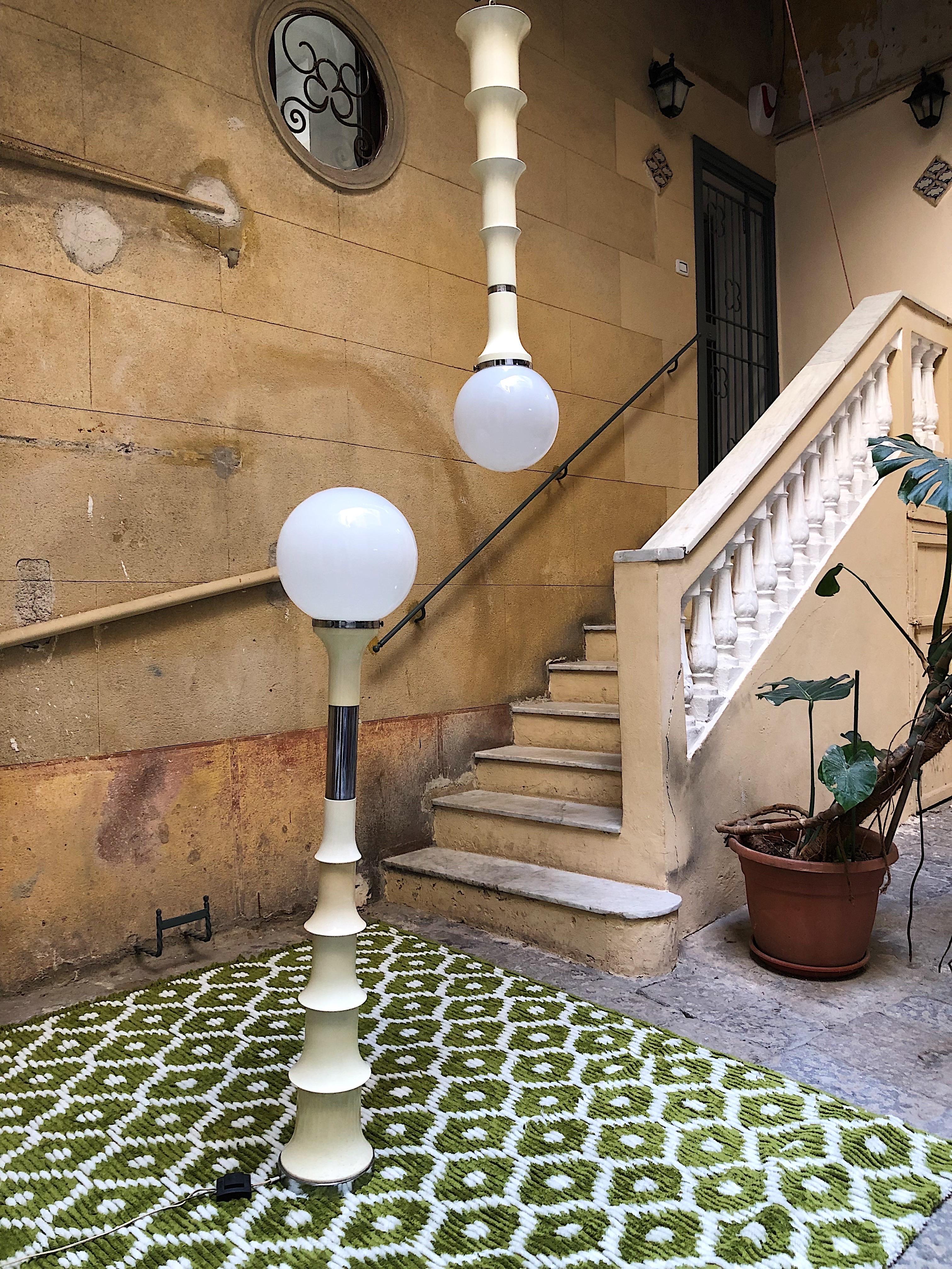 Set of floor and ceiling light designed by Enrico Tronconi for vistosi  In Good Condition For Sale In Palermo, PA