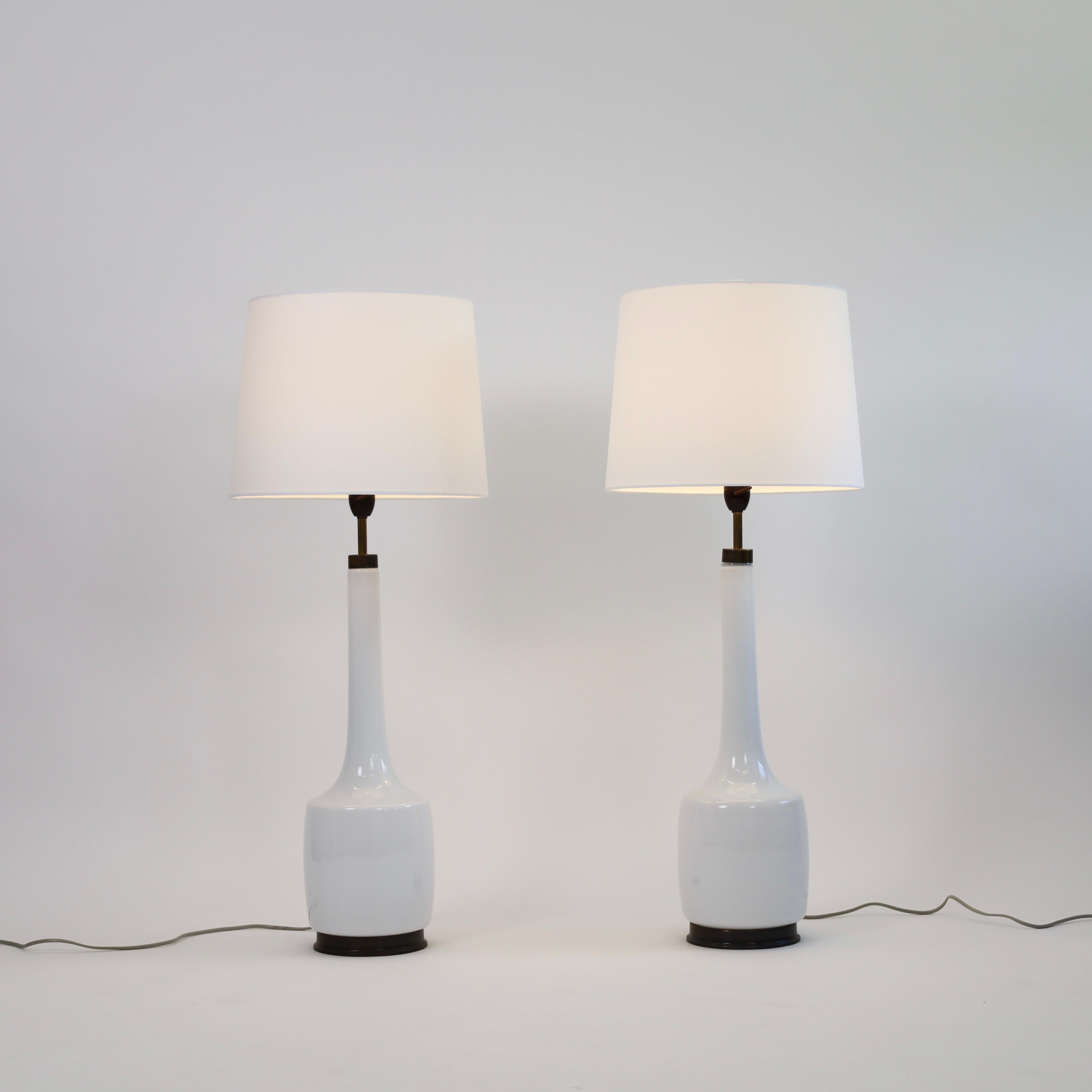Satz von Stehlampen aus Glas von Svend Aage Holm Sorensen, 1960er Jahre, Dänemark im Zustand „Gut“ im Angebot in Værløse, DK