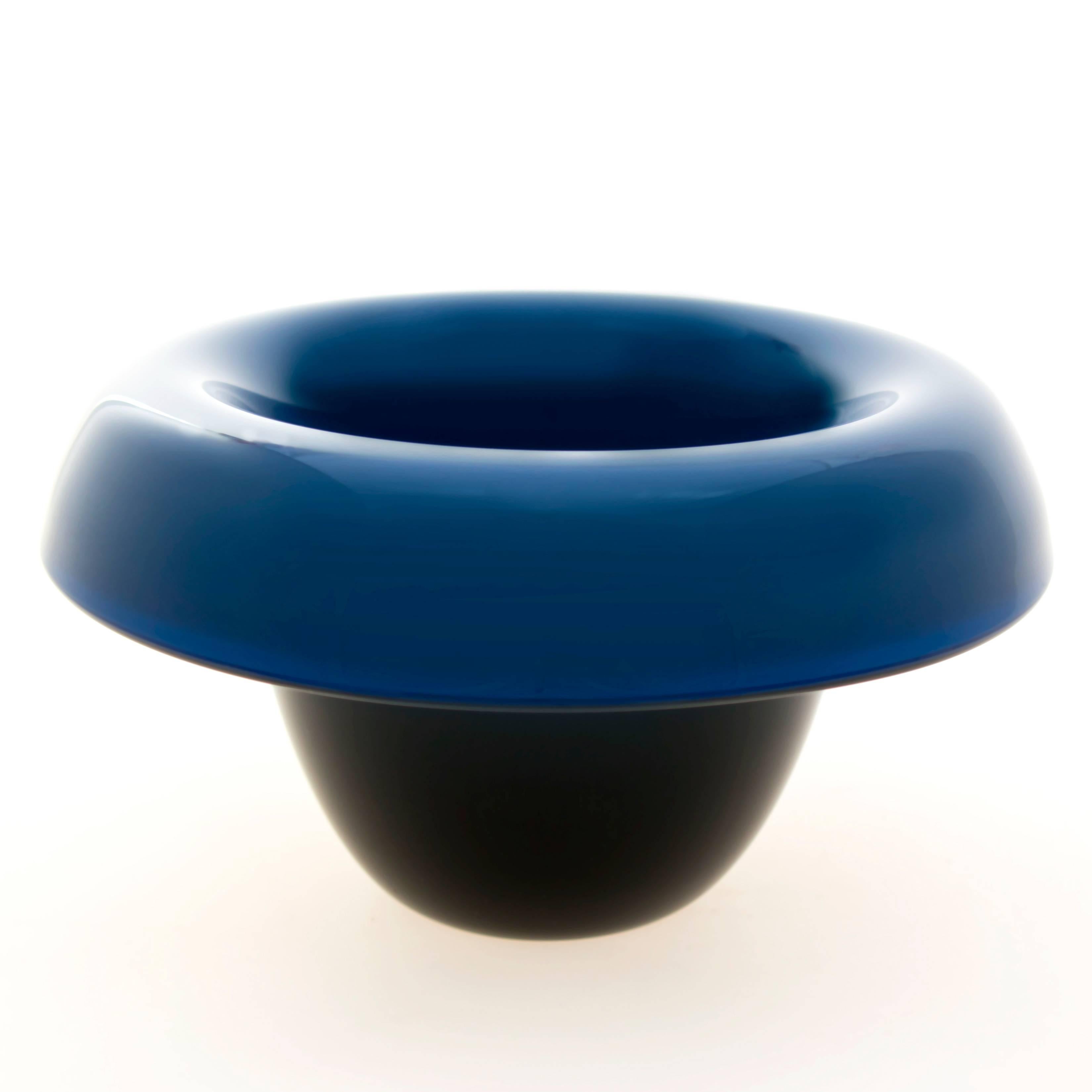 Mid-Century Modern Set of Folded Lip Bowls, Handblown Glass