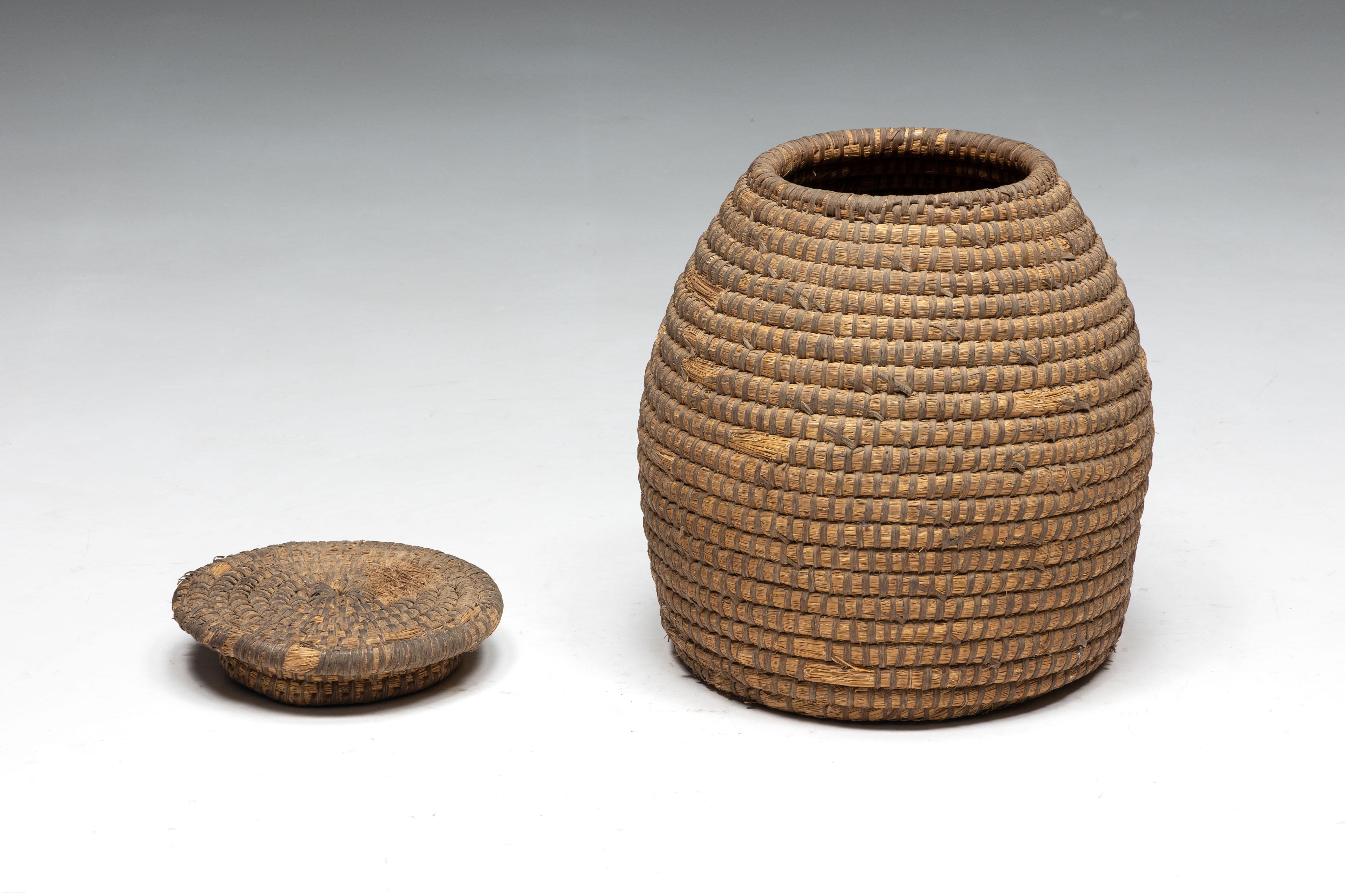 Set of Folk Art Baskets, France, Early 20th Century For Sale 6