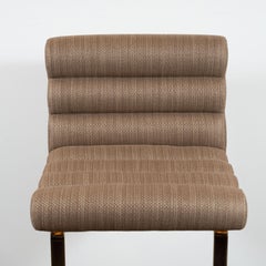 Ensemble de quatre tabourets de bar touffus de style moderne du milieu du siècle en laiton par Pace