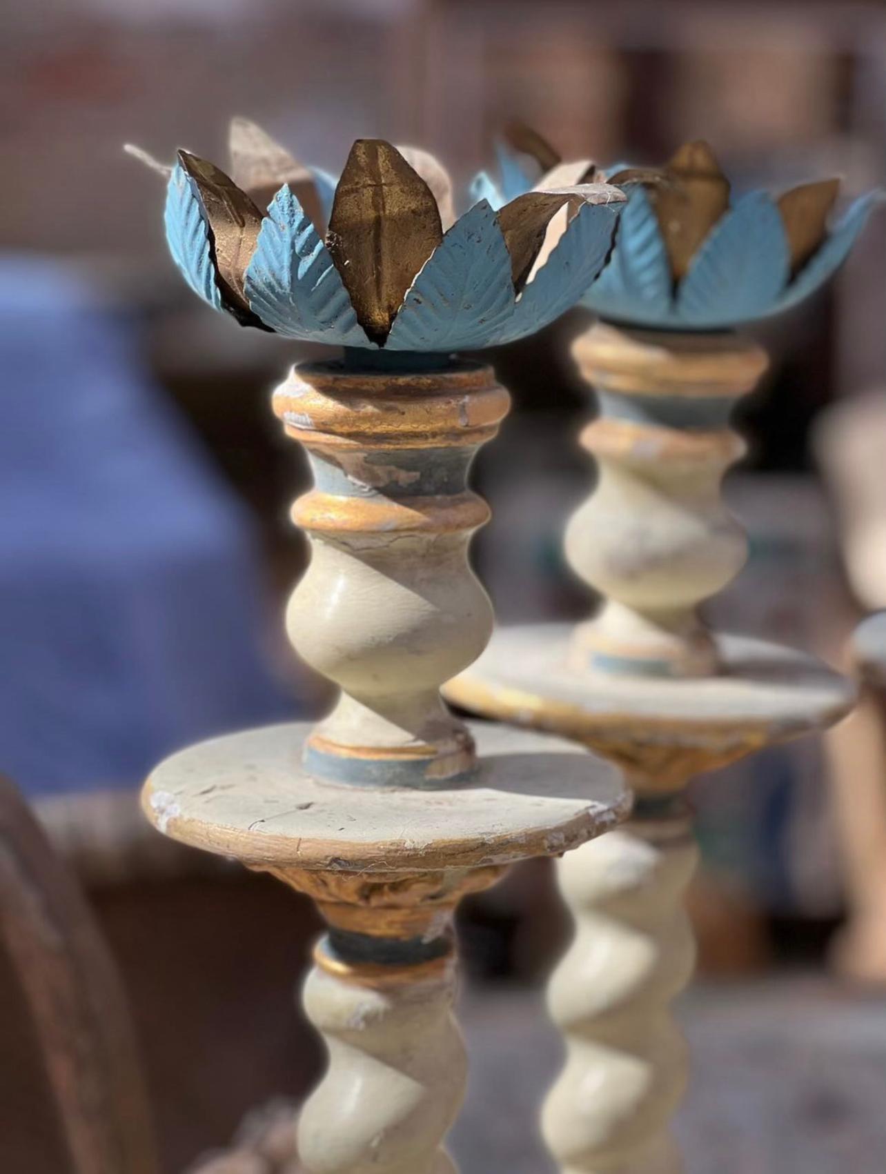 Set of Four 17th Century Portuguese Candlesticks In Good Condition For Sale In Round Top, TX