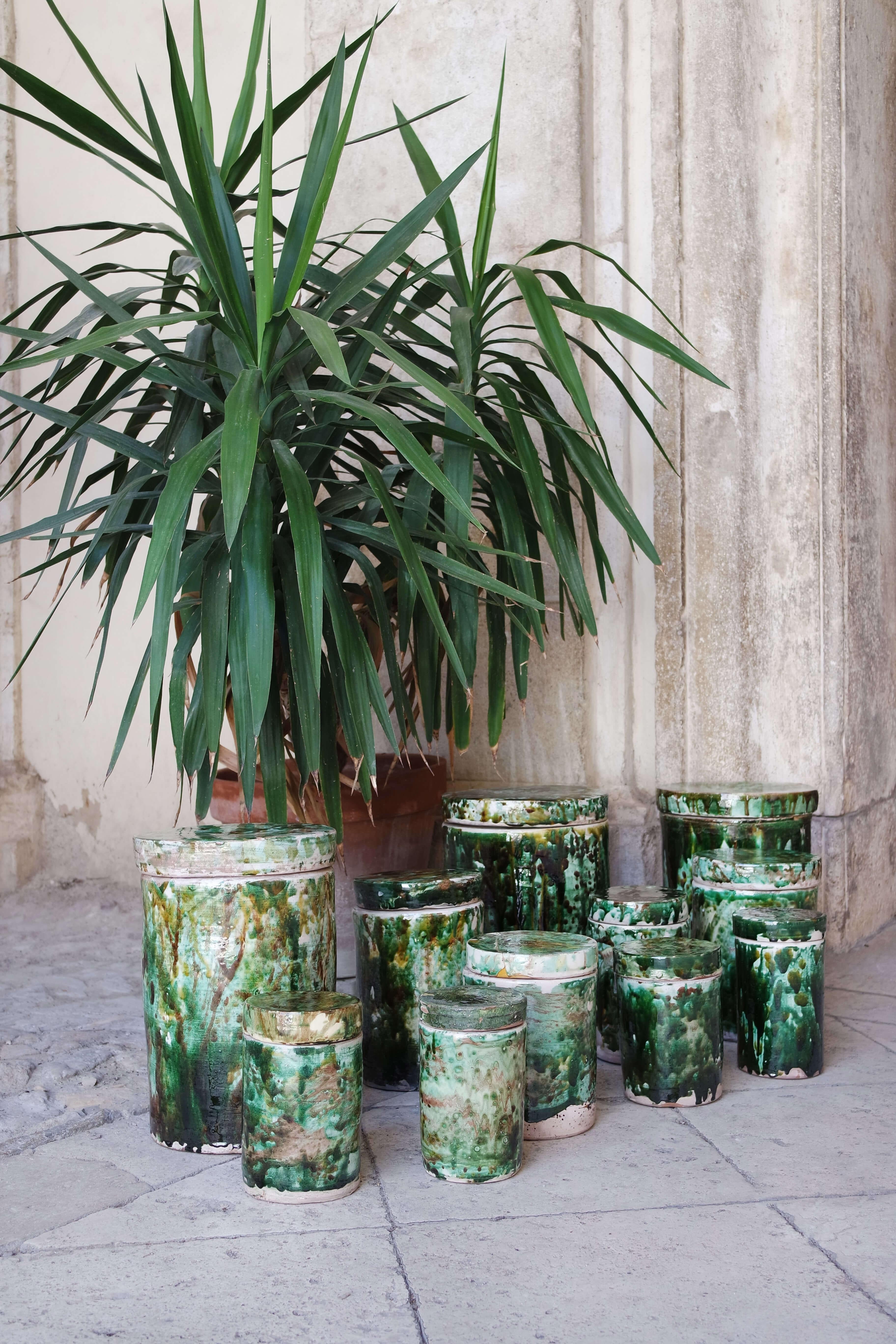 Italian Set of Four 1800s Puglian Green Ceramic Fig Pots For Sale