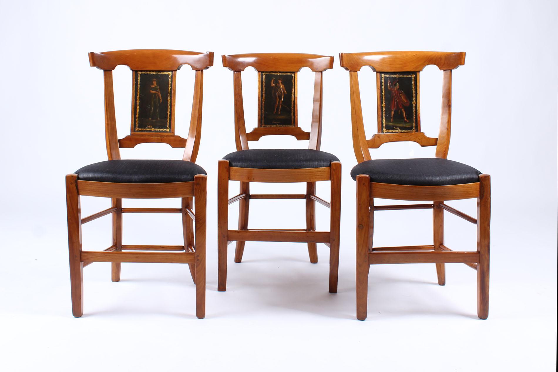 Satz von vier Stühlen aus dem 18. Jahrhundert, Frankreich, Kirsche, bemalt, Directoire, um 1800 im Angebot 4