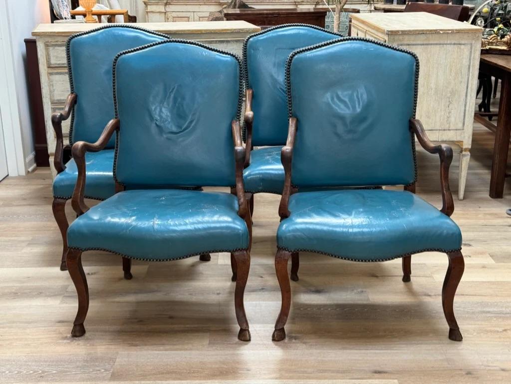 Set of Four 18th Century Italian Walnut Armchairs - blue leather upholstery For Sale 1