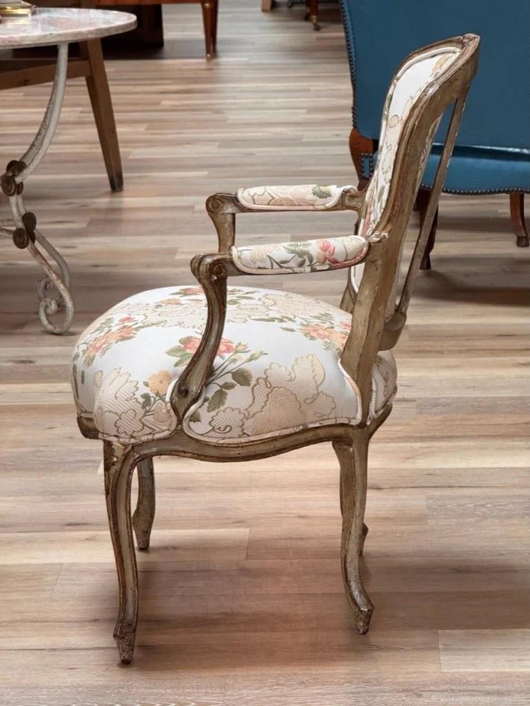 Set of four 18th Century Louis XV Fauteuils armchairs carved and polychromed For Sale 1