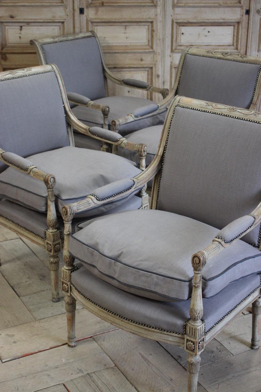 Set of Four 1920s French Painted Armchairs (Französisch)