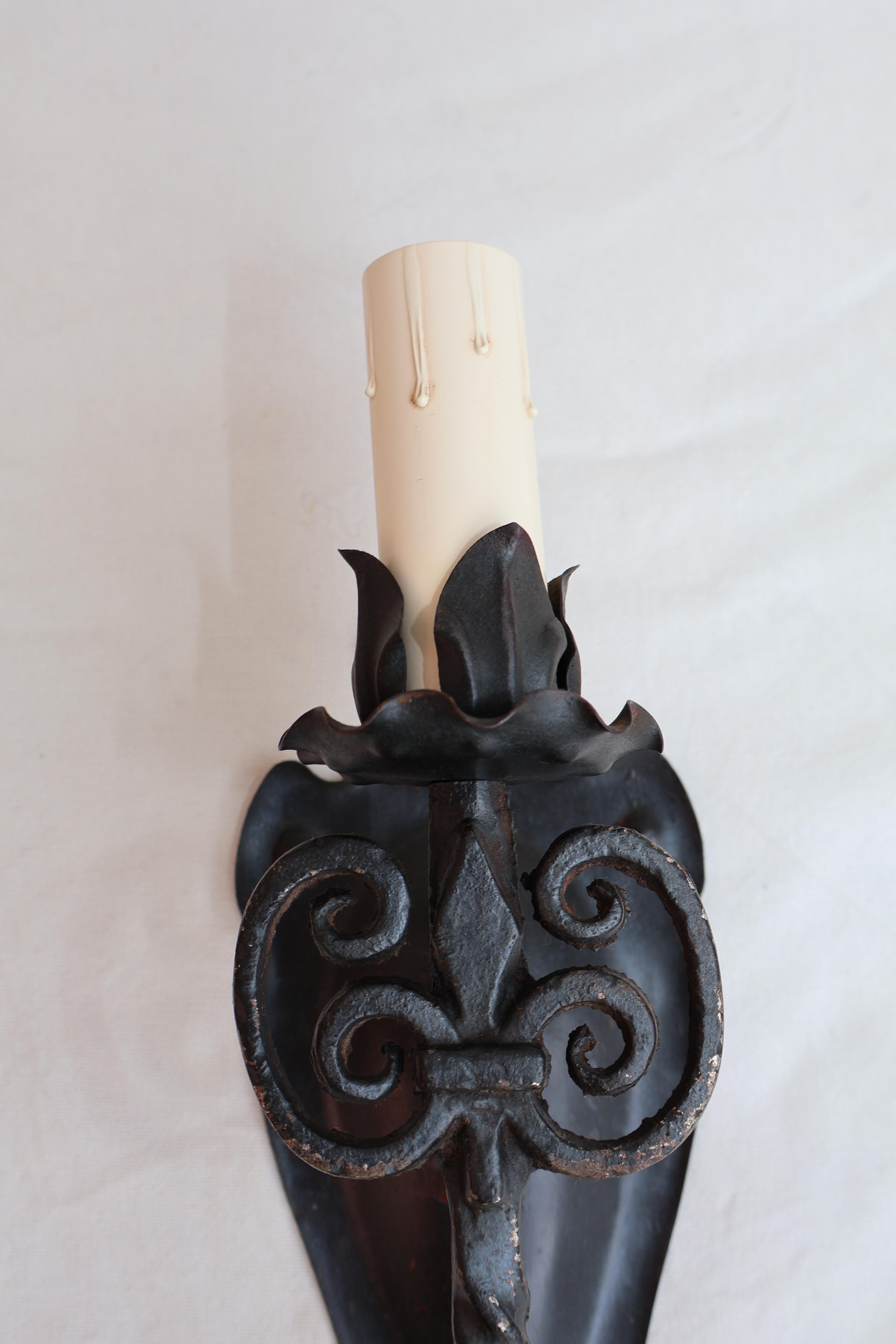 Juego de cuatro apliques de los años 20 ( estilo español ) Metal en venta