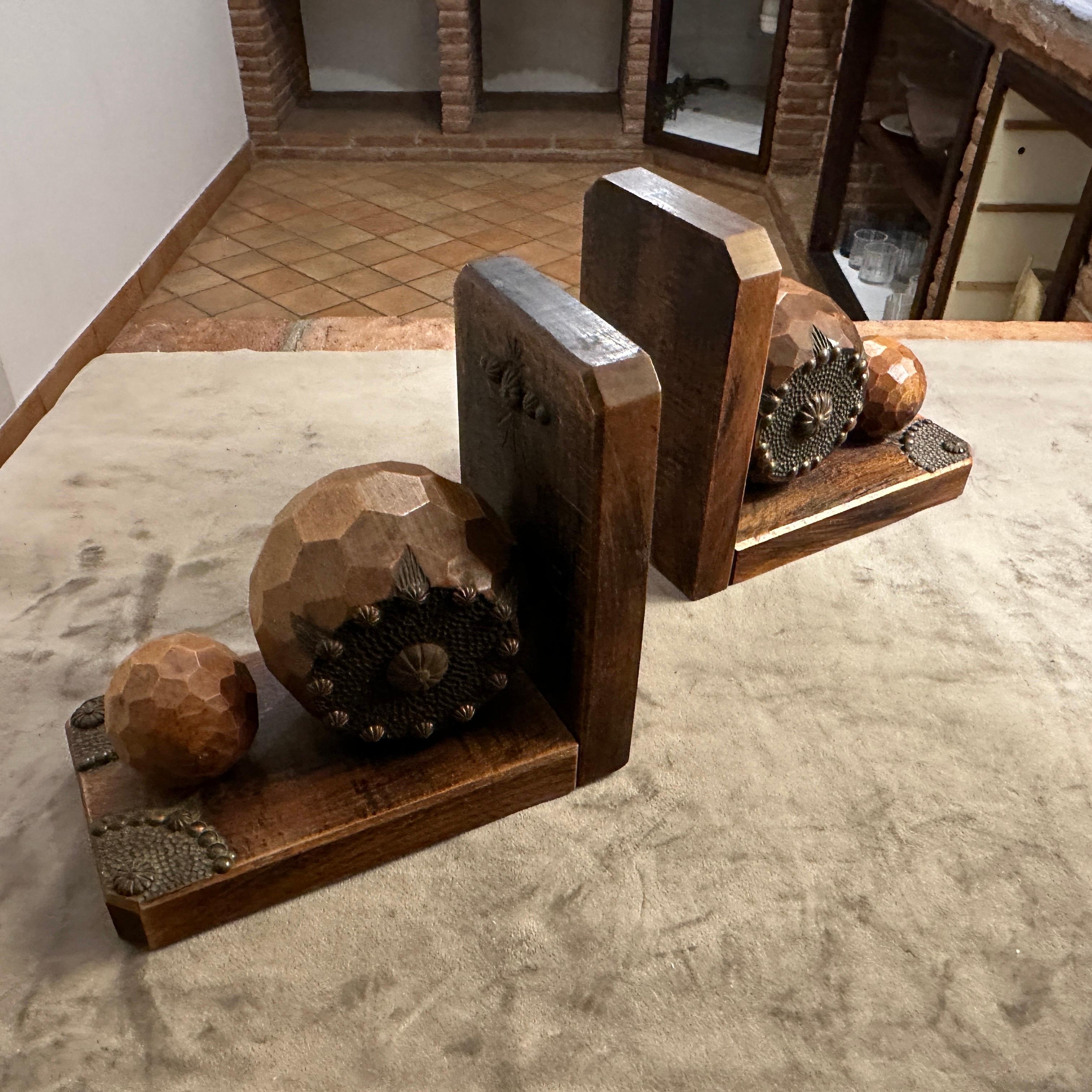 XX secolo Set di quattro reggilibri francesi in legno e ferro Art Déco degli anni '30 in vendita