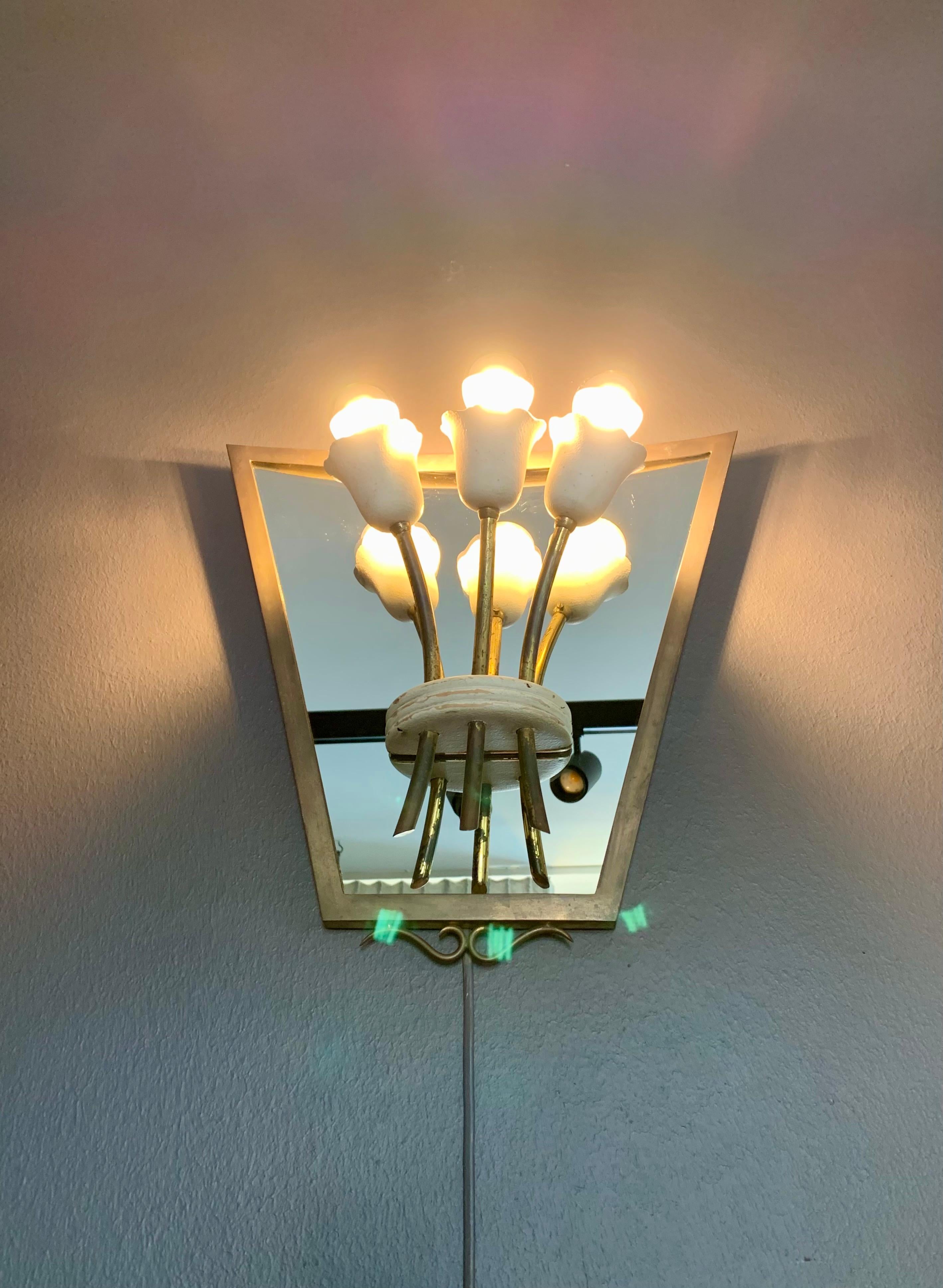 Set of four 1940s brass and mirror sconces In Good Condition For Sale In Hellerup, DK