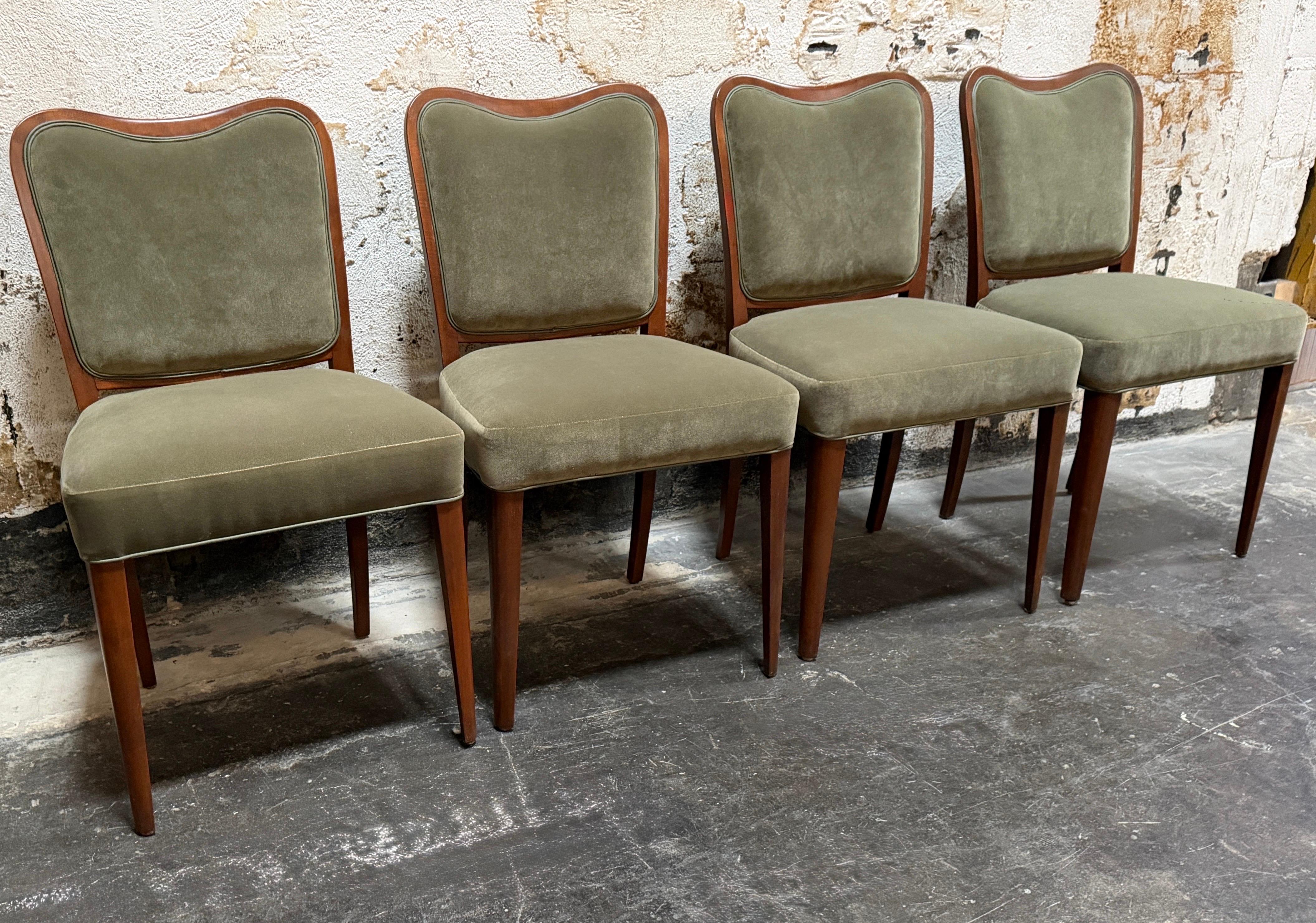 Satz von vier schwedischen Art Moderne Esszimmerstühlen aus den 1940er Jahren von SMF Bodafors - restauriert (Skandinavische Moderne) im Angebot