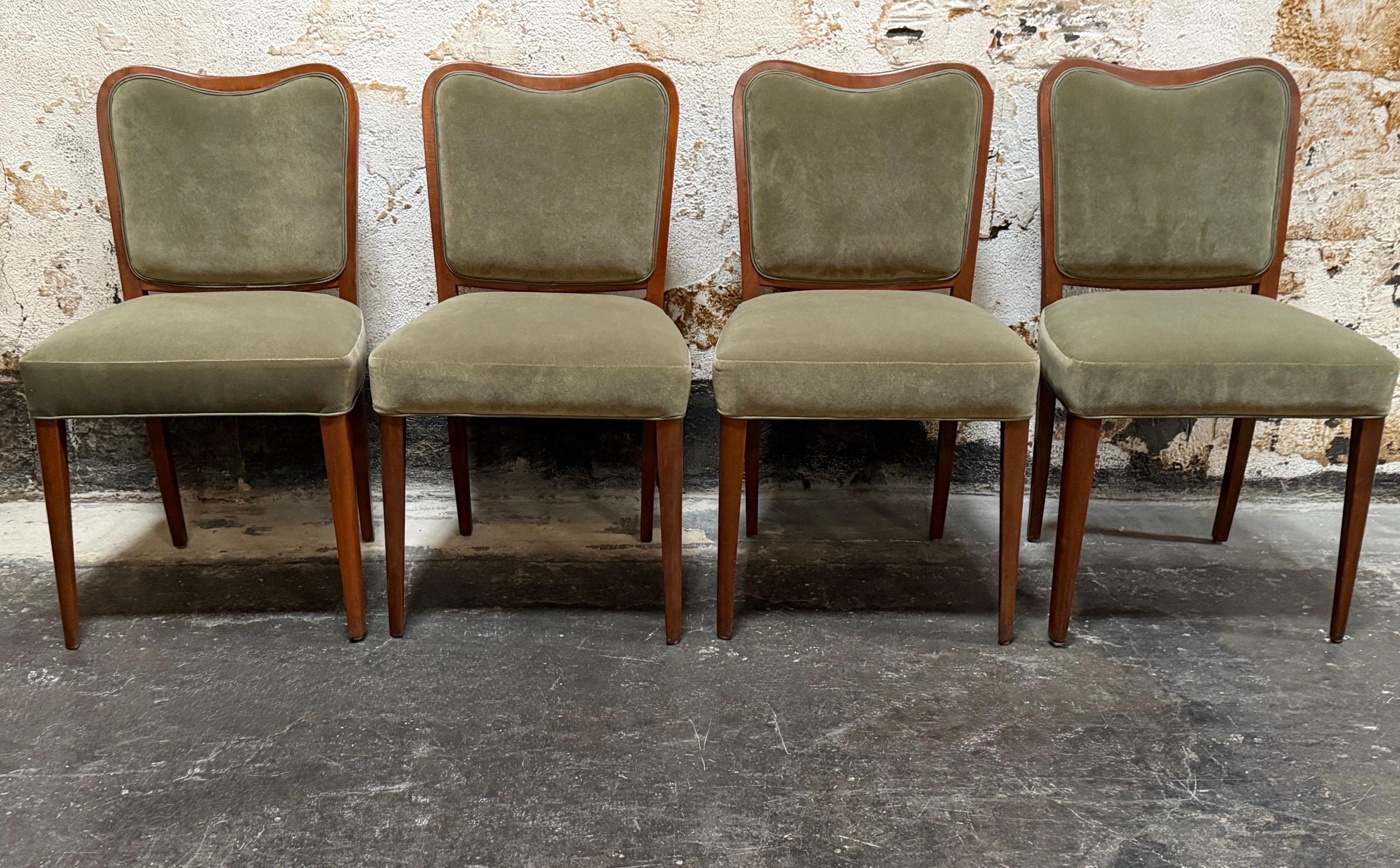 Satz von vier schwedischen Art Moderne Esszimmerstühlen aus den 1940er Jahren von SMF Bodafors - restauriert (Schwedisch) im Angebot