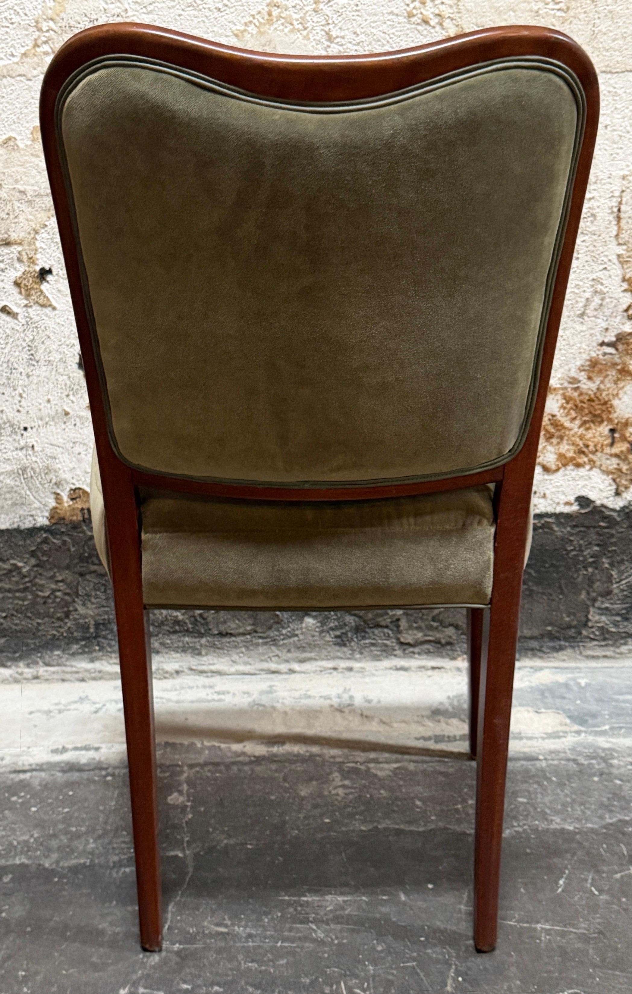 Satz von vier schwedischen Art Moderne Esszimmerstühlen aus den 1940er Jahren von SMF Bodafors - restauriert im Angebot 1