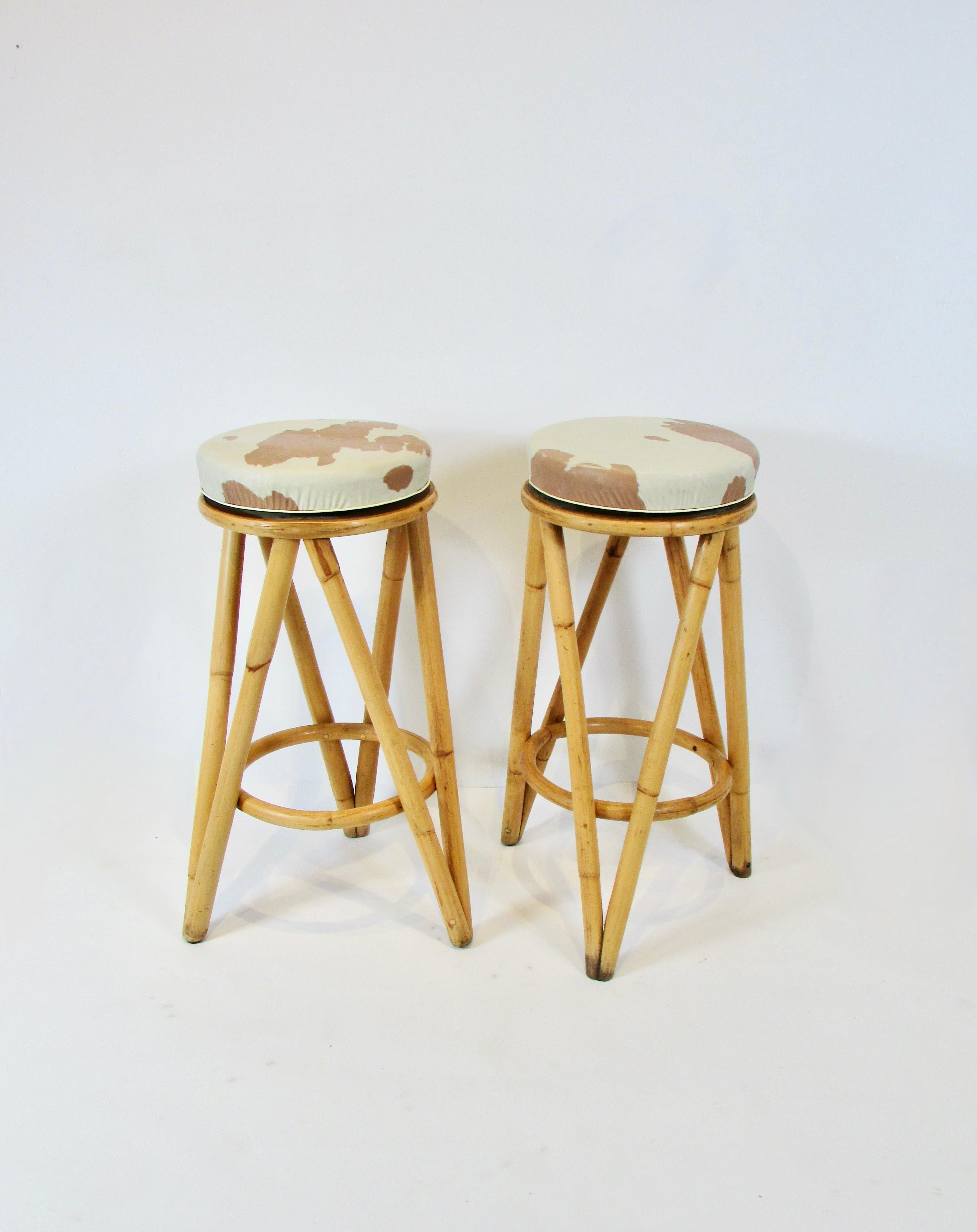 Set of four 1950s bamboo tiki bar stools with swivel tops For Sale 1